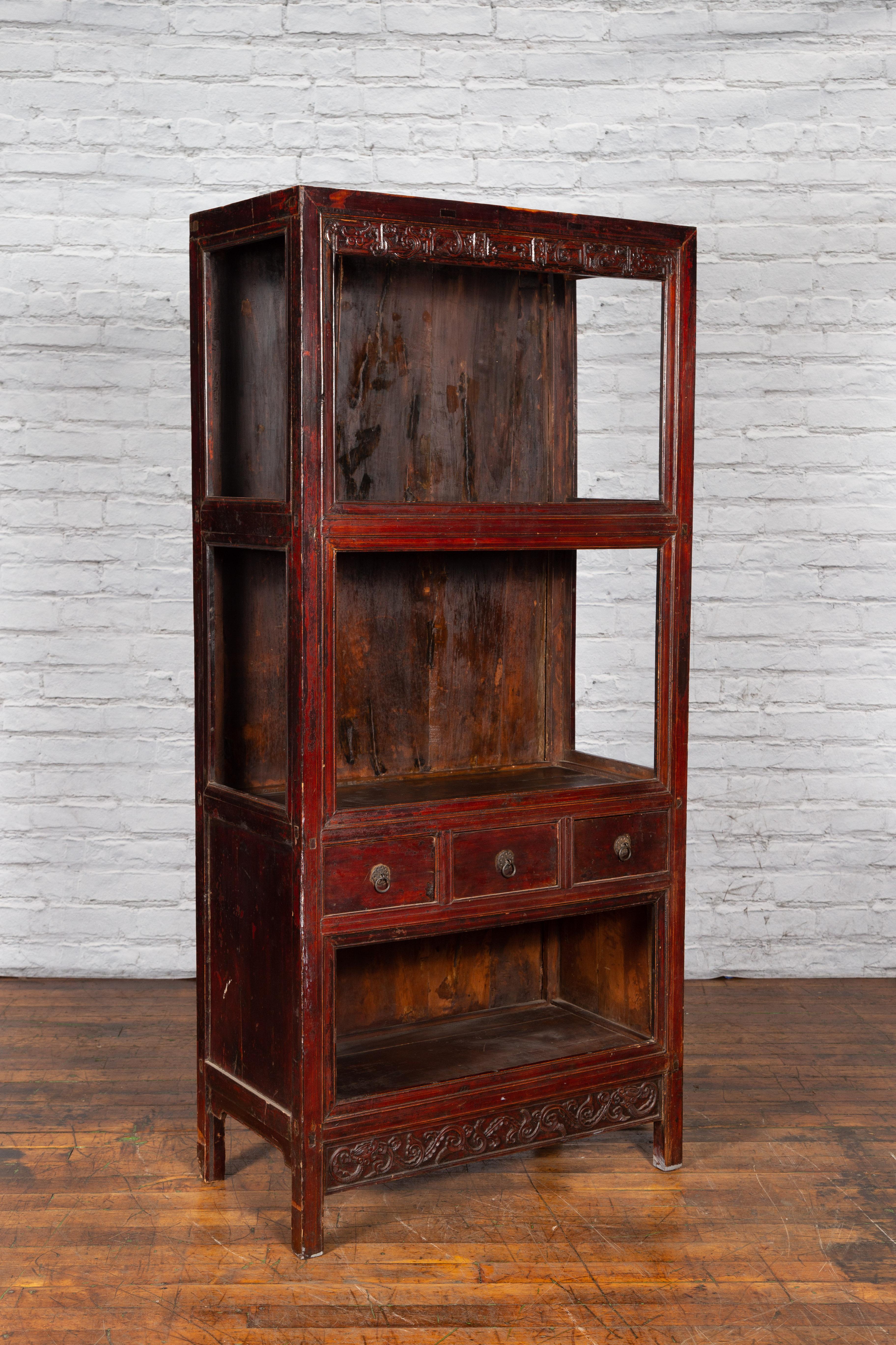 Chinese Qing Dynasty 19th Century Lacquered Cabinet with Carved Dragon Motifs For Sale 6