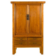 Armoire en laque claire de la dynastie chinoise Qing du 19e siècle avec portes et tiroirs