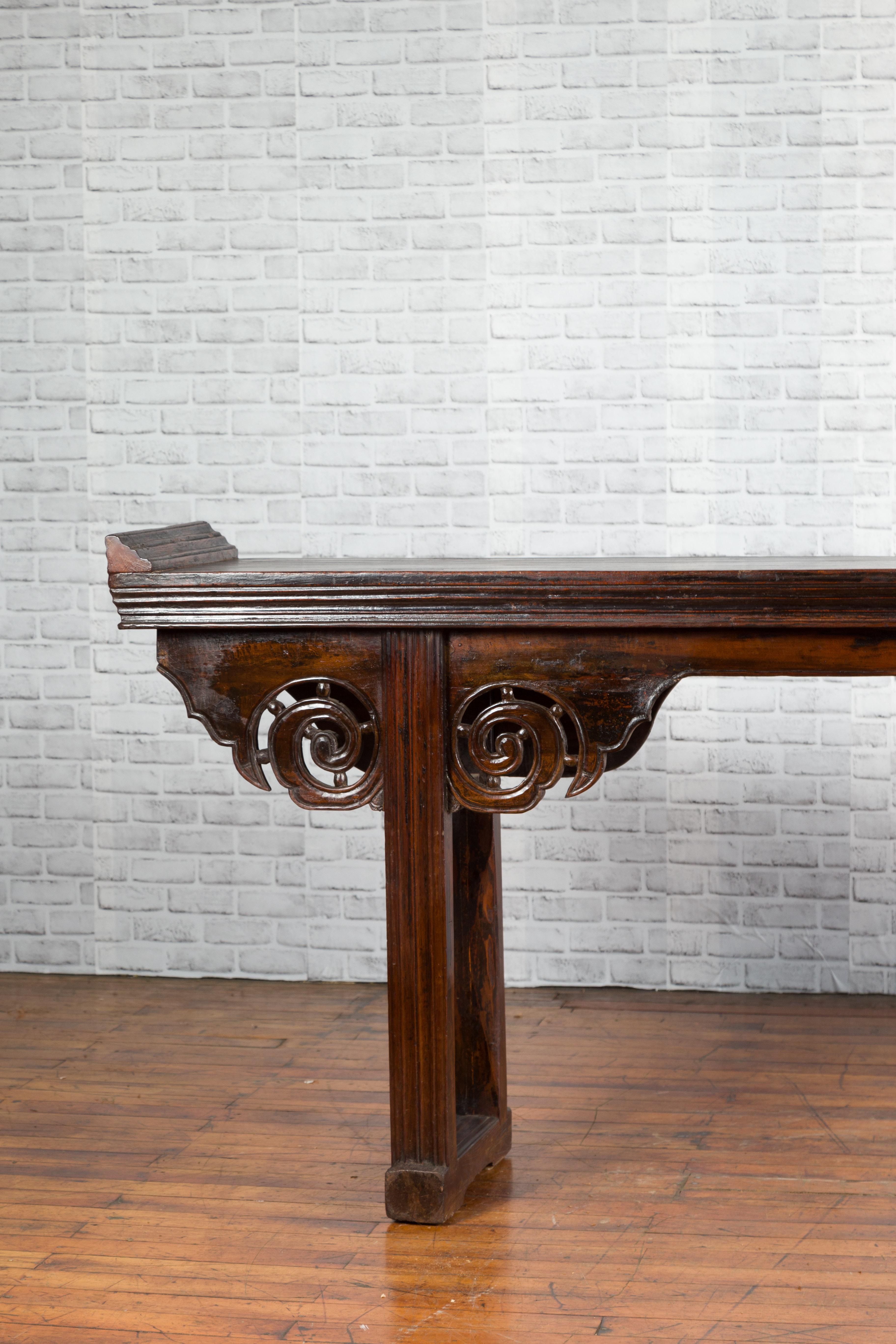 Wood Chinese Qing Dynasty 19th Century Long Altar Console Table with Scrolling Motifs