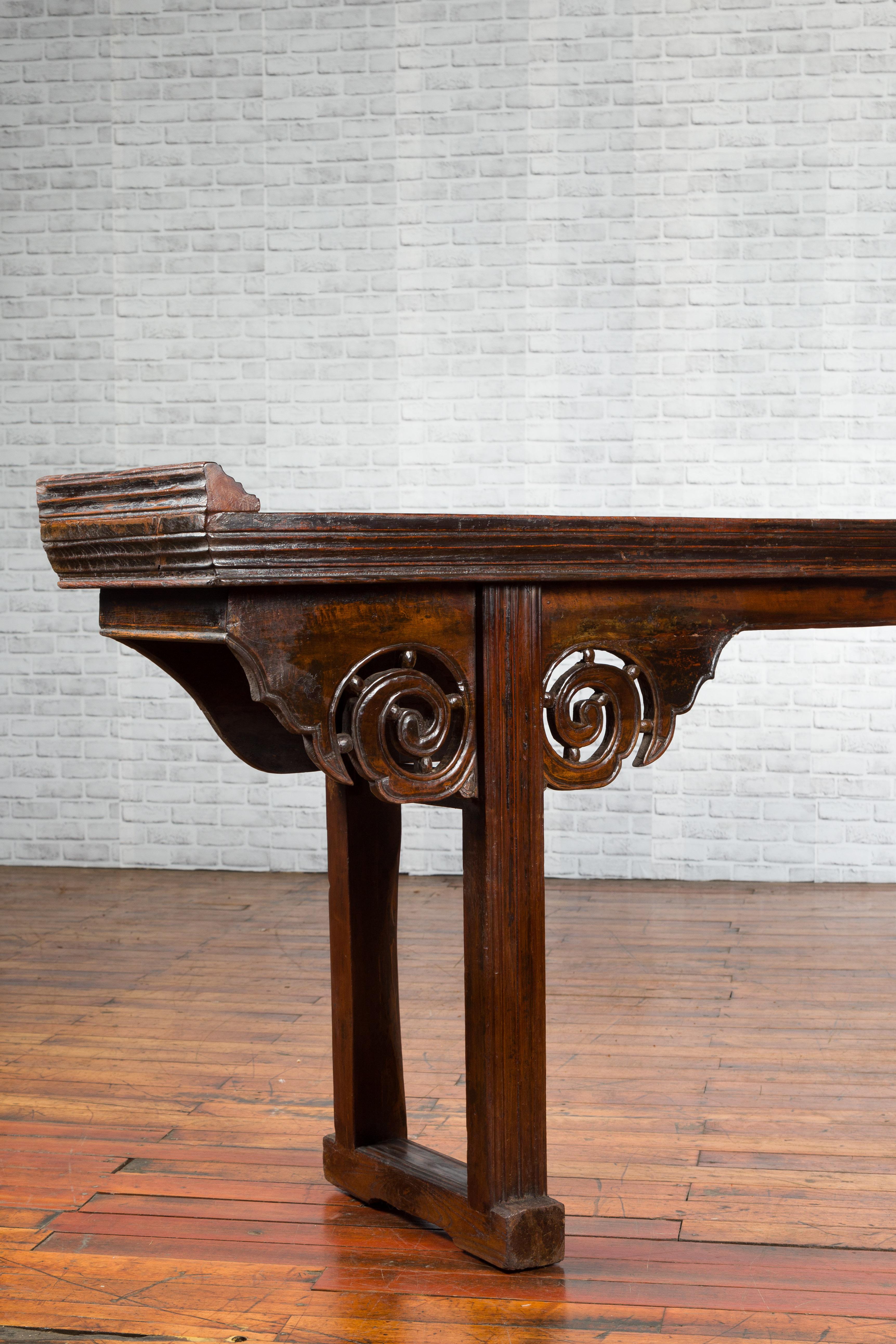 Chinese Qing Dynasty 19th Century Long Altar Console Table with Scrolling Motifs 2