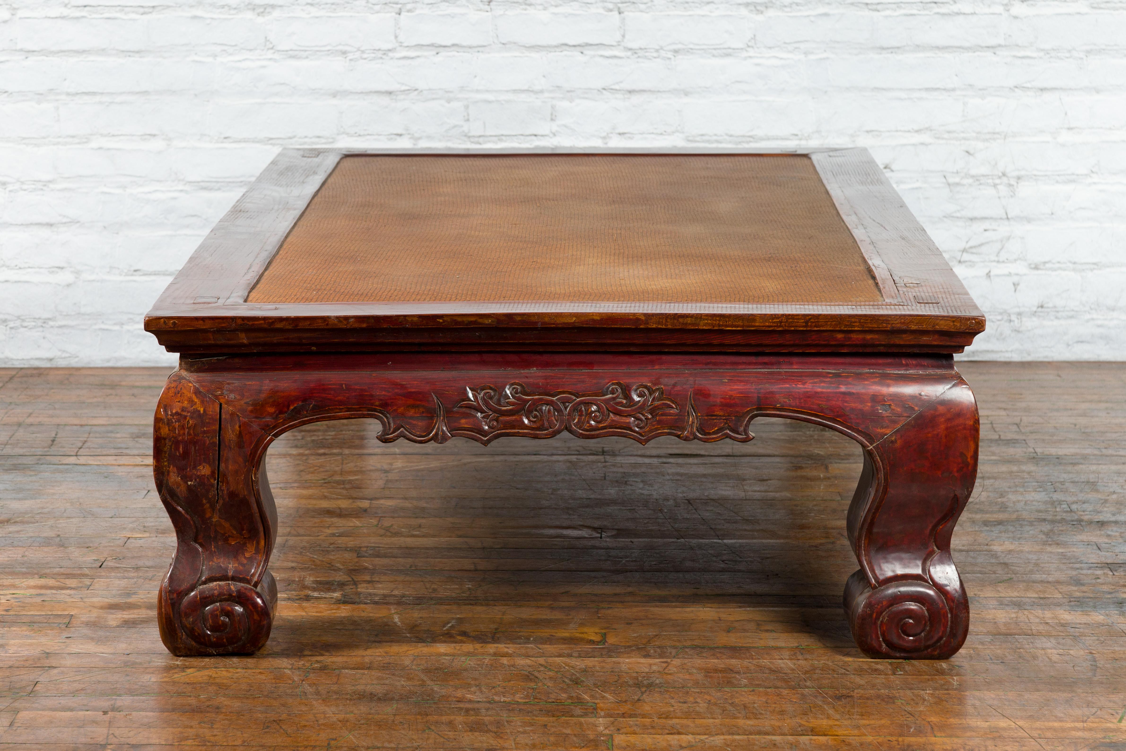 Chinese Qing Dynasty 19th Century Mahogany Stained Coffee Table with Rattan Top For Sale 12