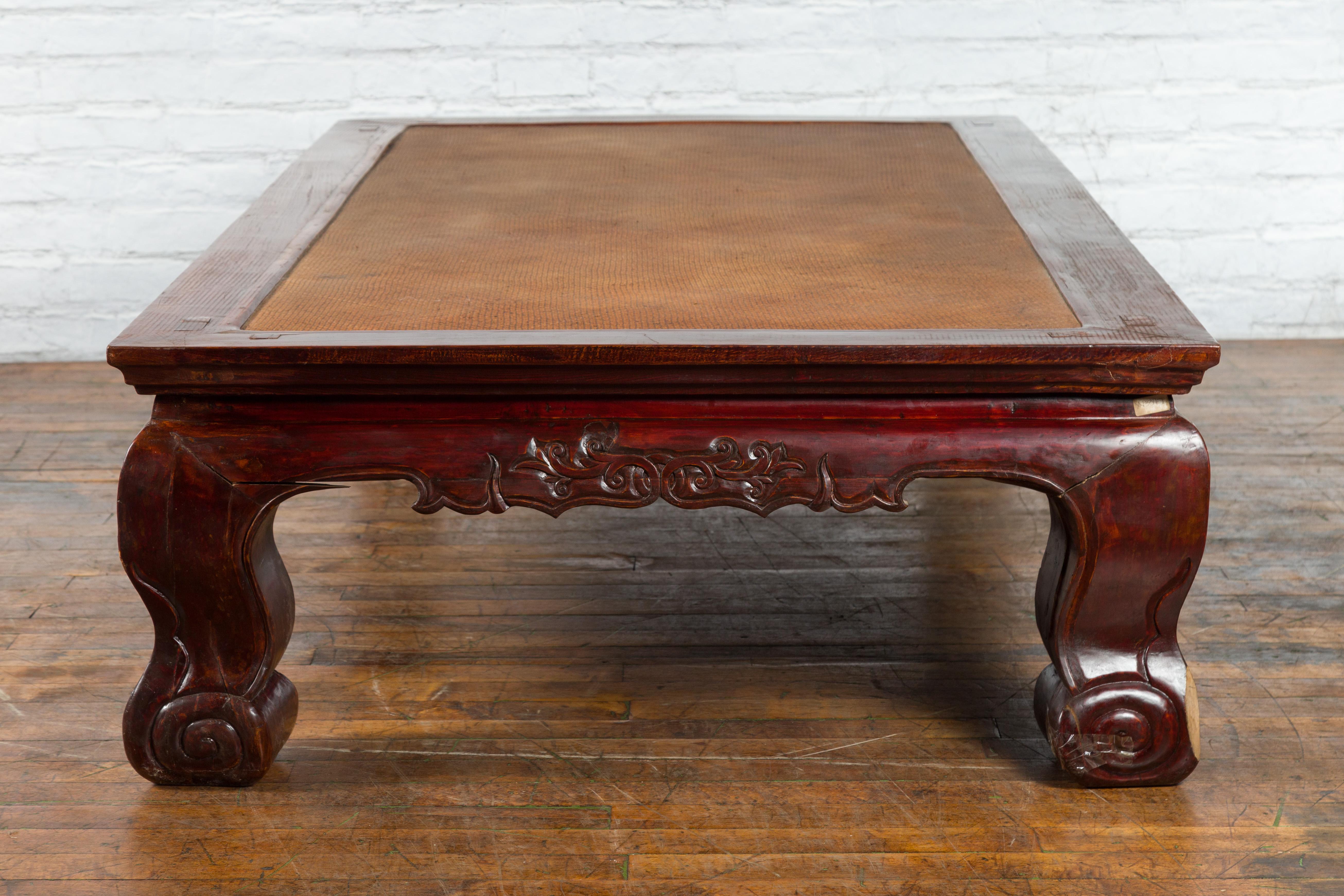 Chinese Qing Dynasty 19th Century Mahogany Stained Coffee Table with Rattan Top For Sale 15