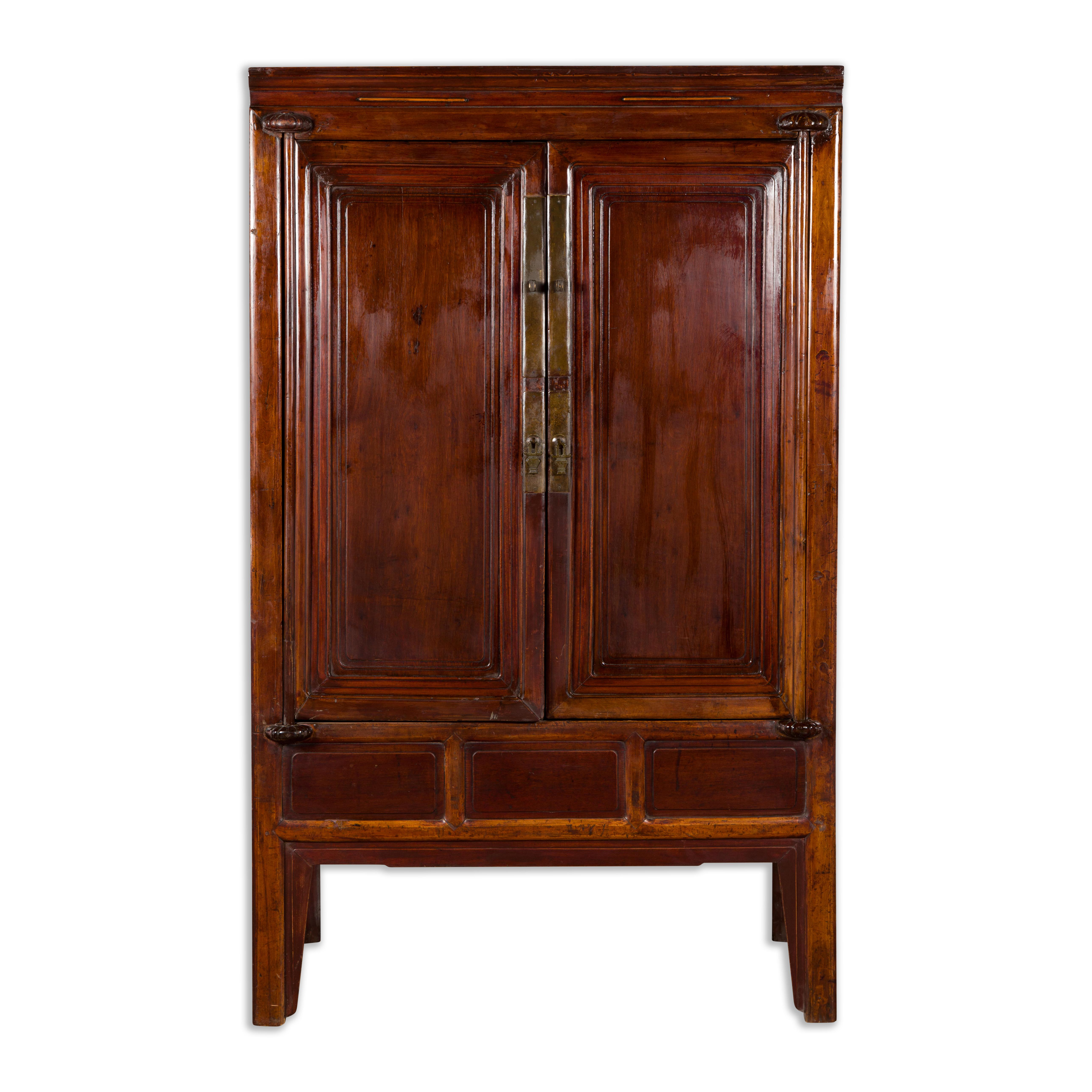 Chinese Qing Dynasty 19th Century Ningbo Cypress Cabinet with Brass Hardware For Sale 4