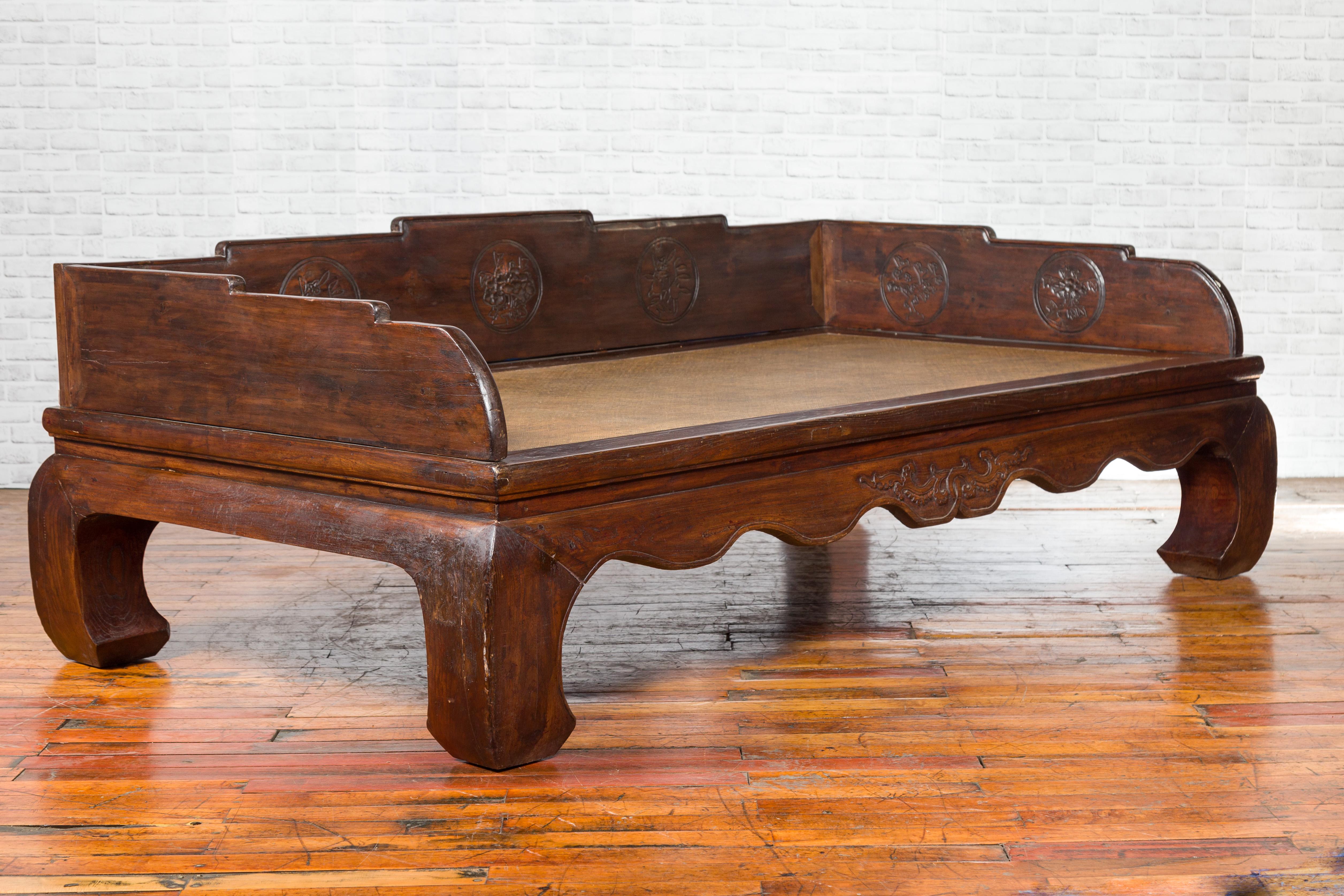 antique chinese daybed