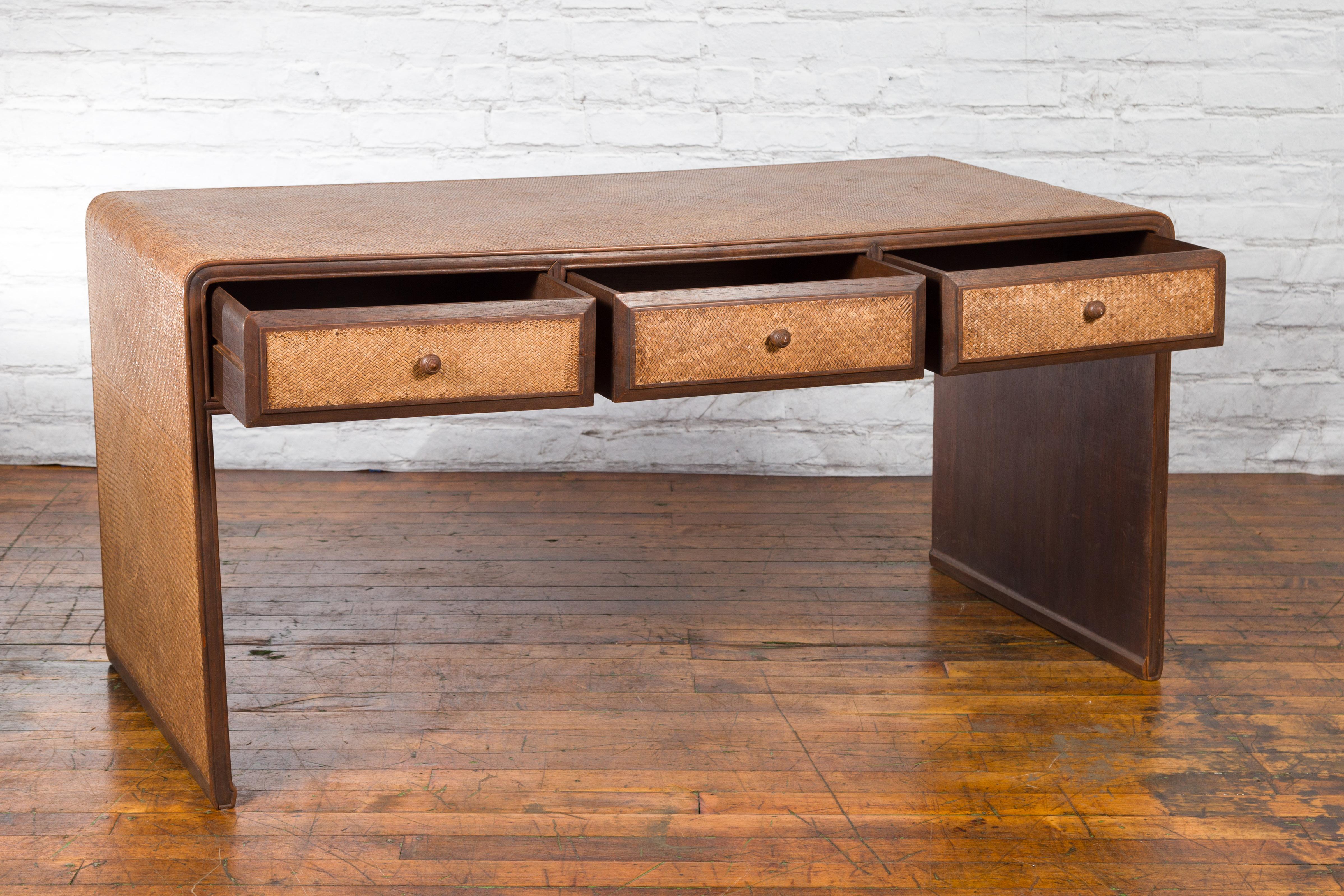 Chinese Qing Dynasty 19th Century Rattan over Wood Desk with Three Drawers For Sale 7