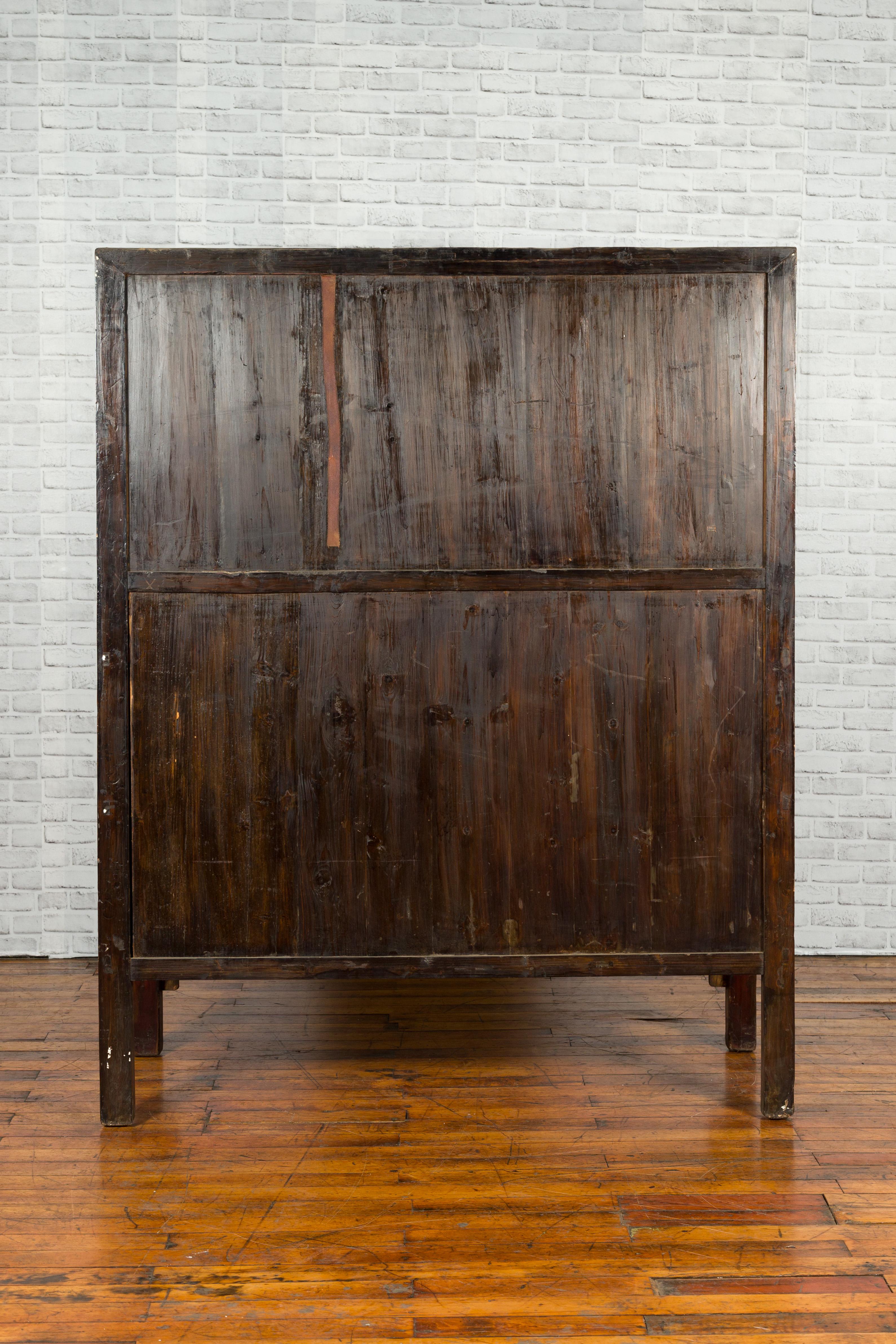 Chinese Qing Dynasty 19th Century Red Cabinet with Eight Doors and Four Drawers For Sale 15