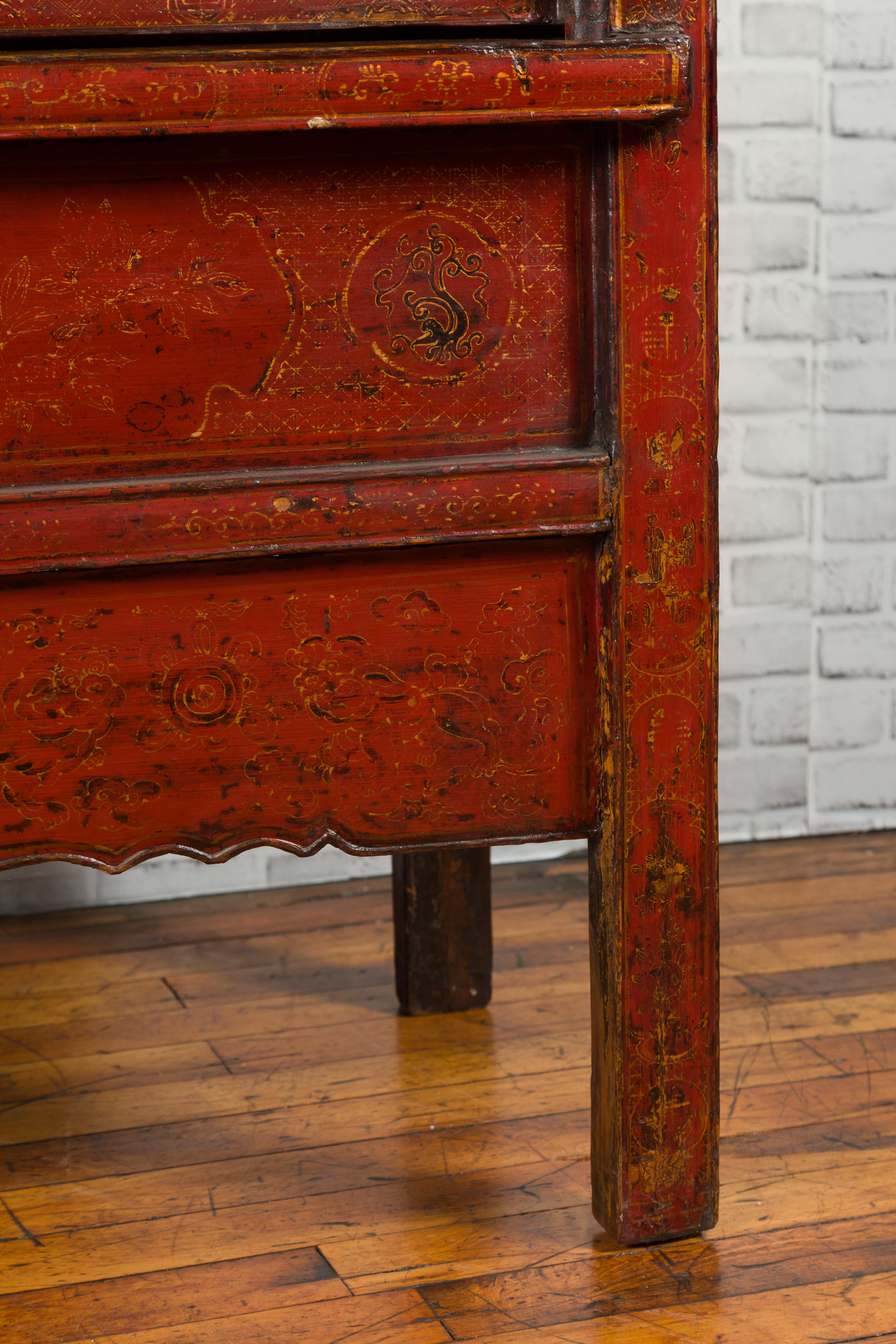 Chinese Qing Dynasty 19th Century Red Cabinet with Hand Painted Chinoiseries 5