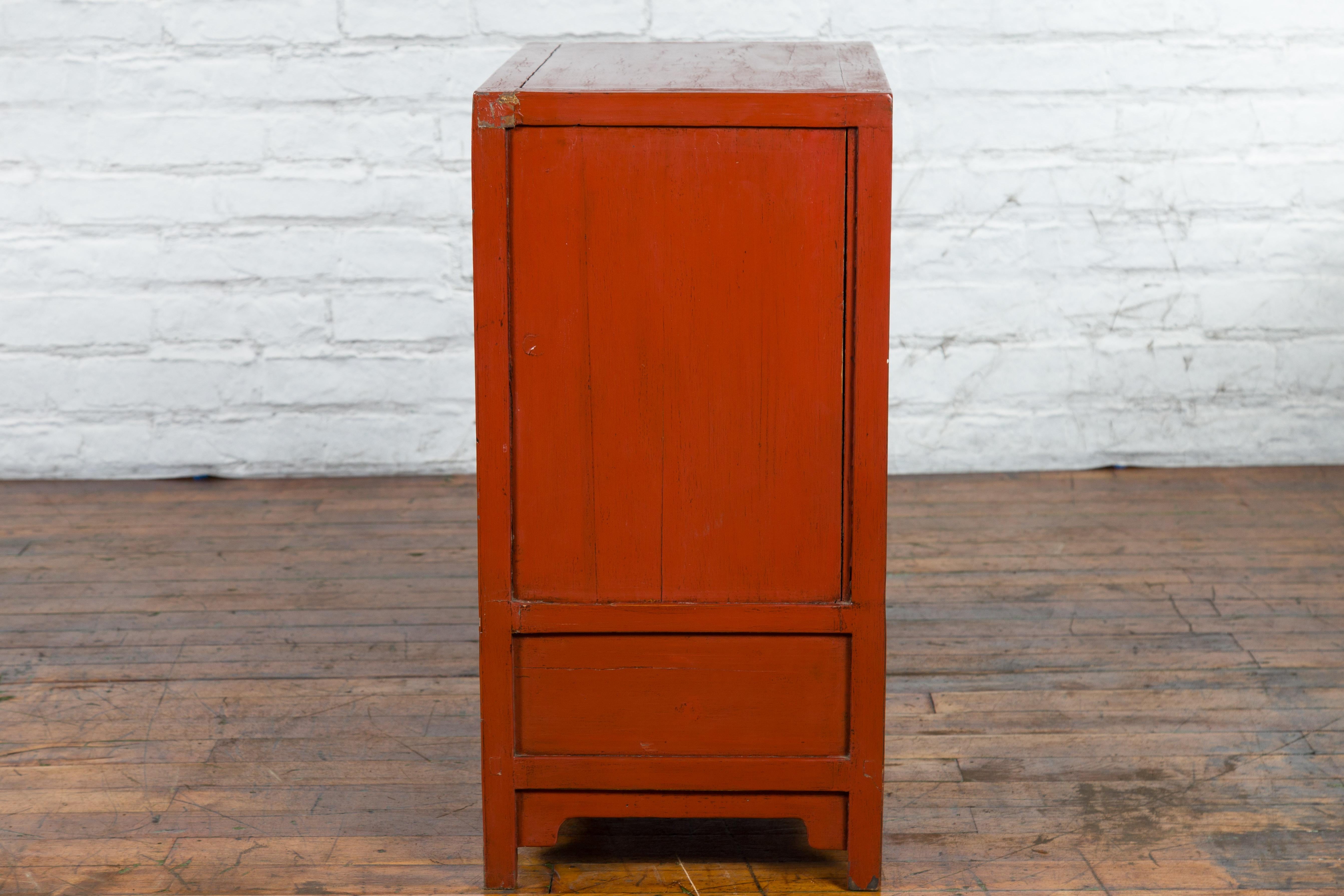 Chinese Qing Dynasty 19th Century Red Lacquer Cabinet with Doors and Drawers For Sale 9