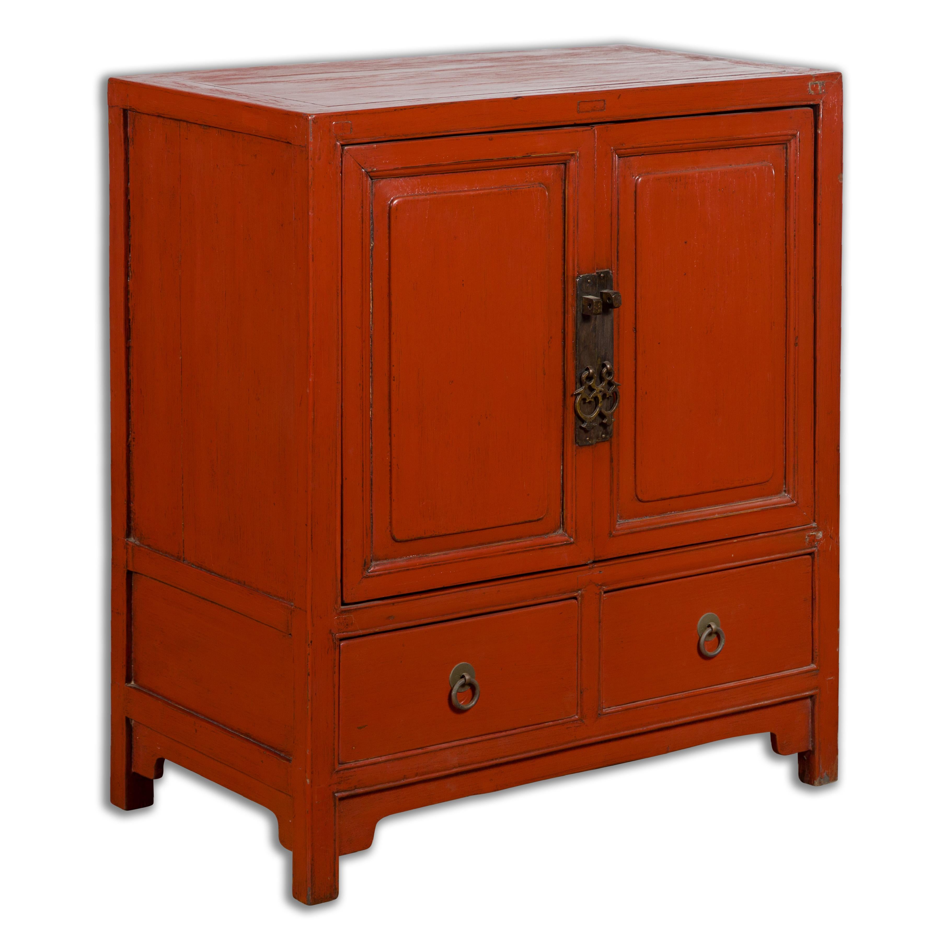 Chinese Qing Dynasty 19th Century Red Lacquer Cabinet with Doors and Drawers For Sale 10