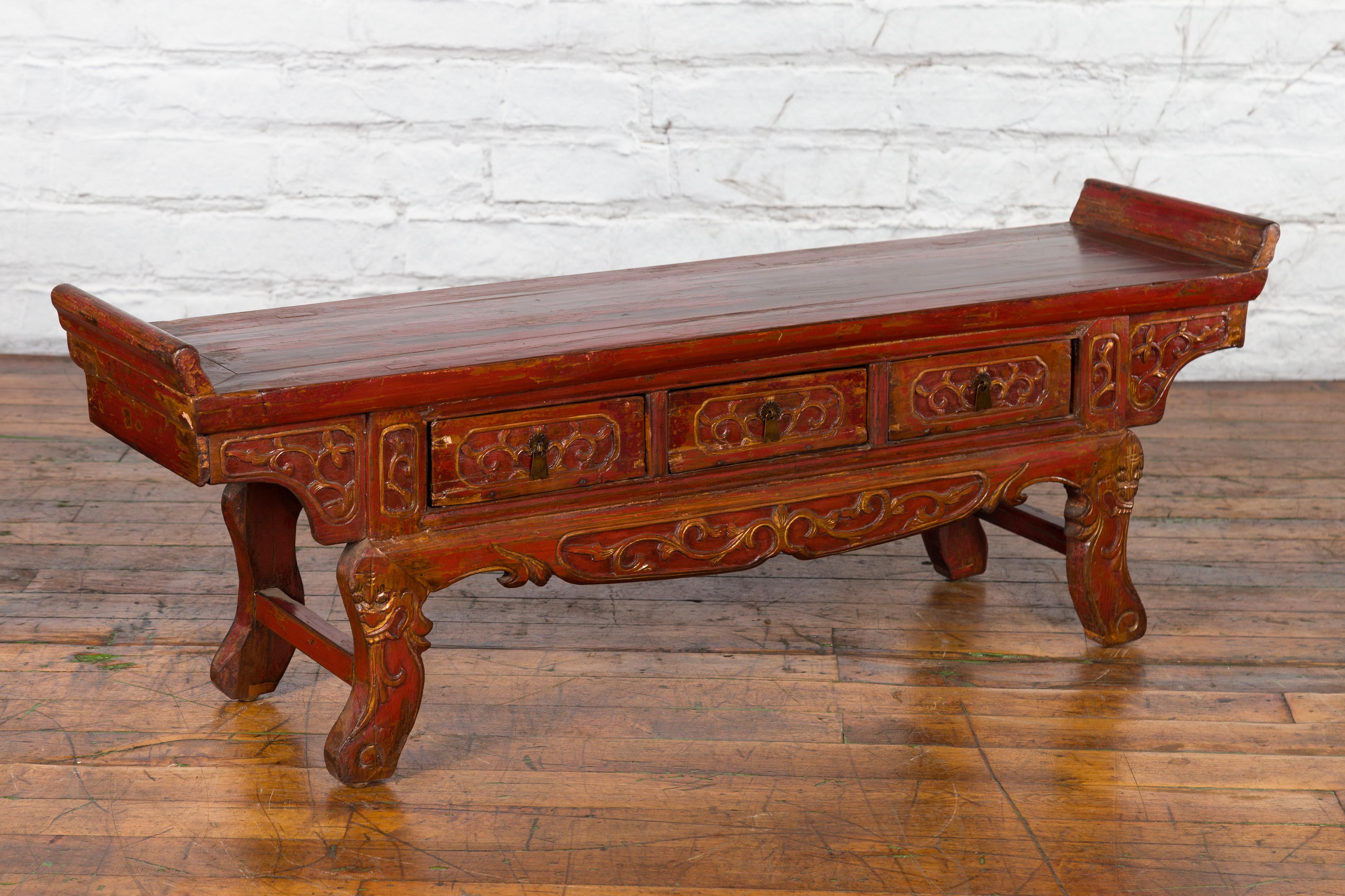 Chinese Qing Dynasty 19th Century Red Lacquer Low Altar Table with Carved Motifs For Sale 2