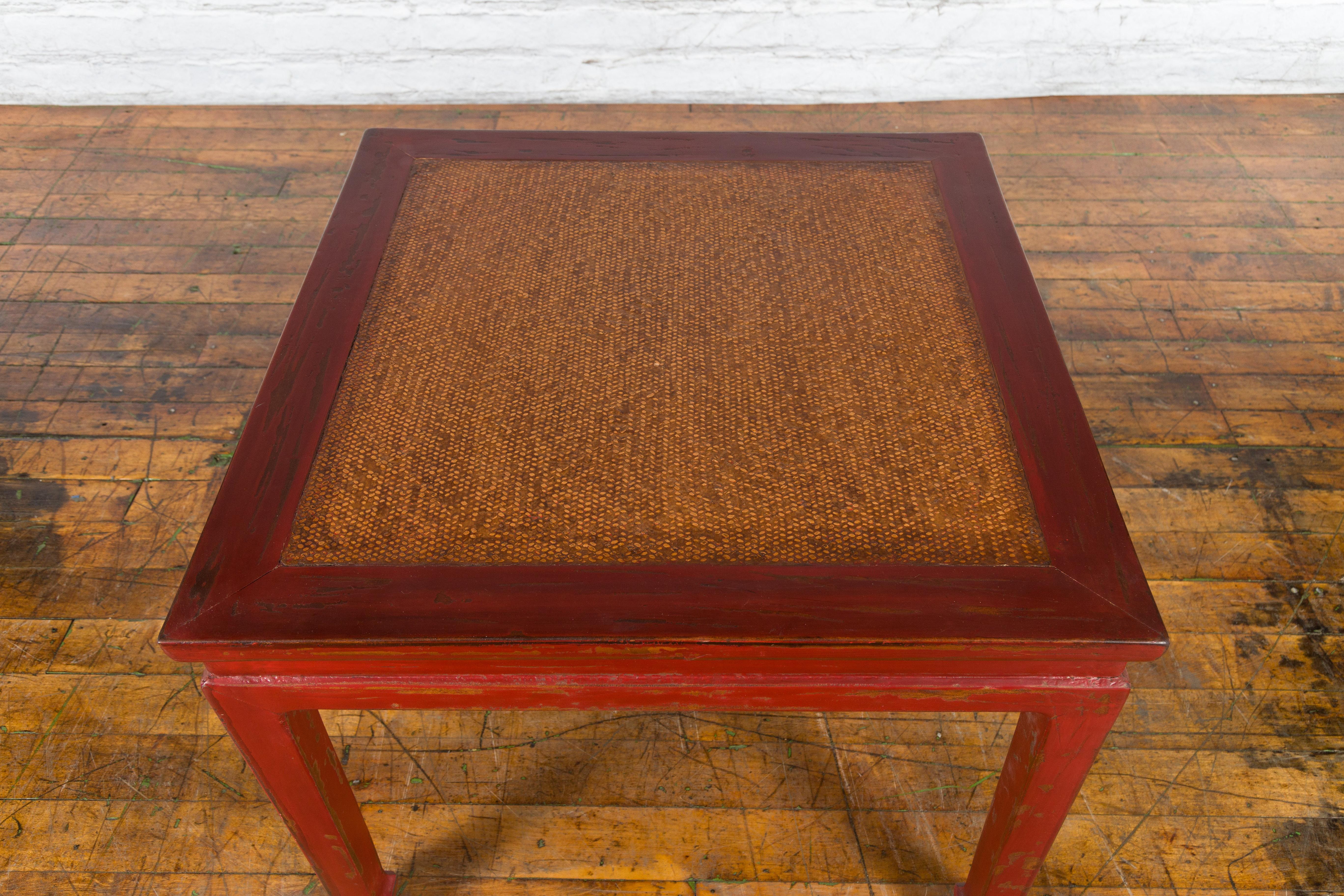 Chinese Qing Dynasty 19th Century Red Lacquer Side Table with Woven Rattan Top For Sale 6