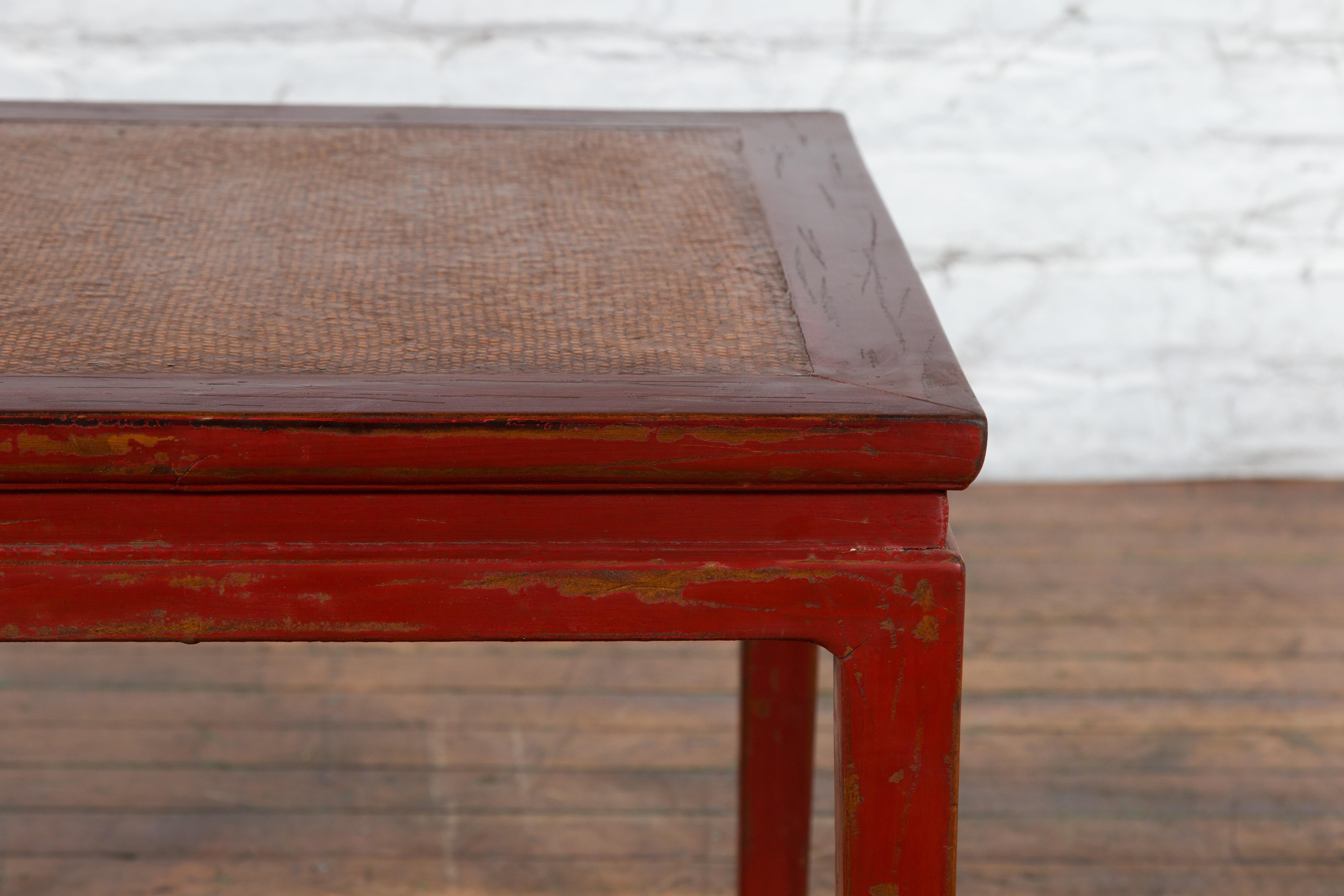 Chinese Qing Dynasty 19th Century Red Lacquer Side Table with Woven Rattan Top For Sale 3