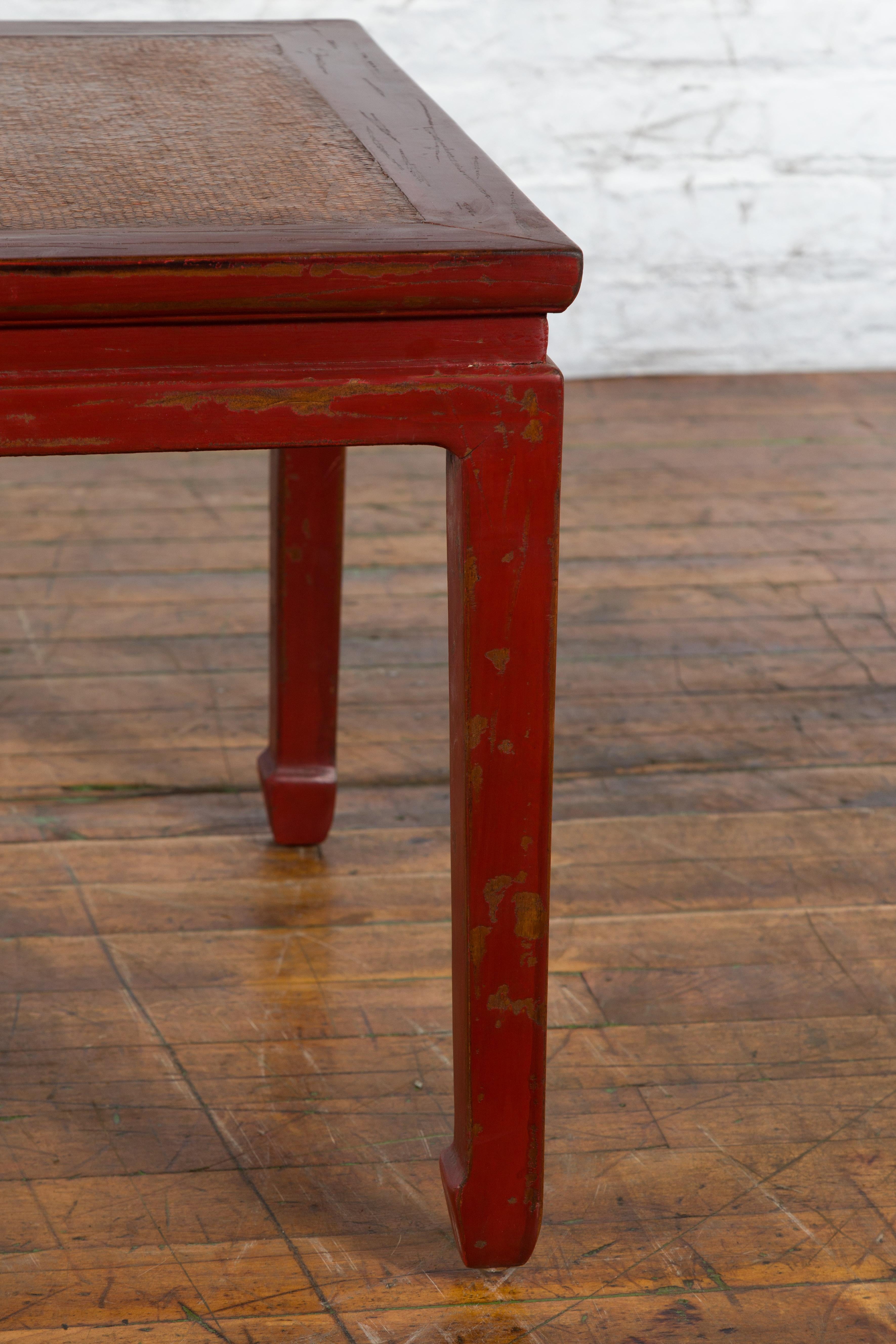 Chinese Qing Dynasty 19th Century Red Lacquer Side Table with Woven Rattan Top For Sale 5