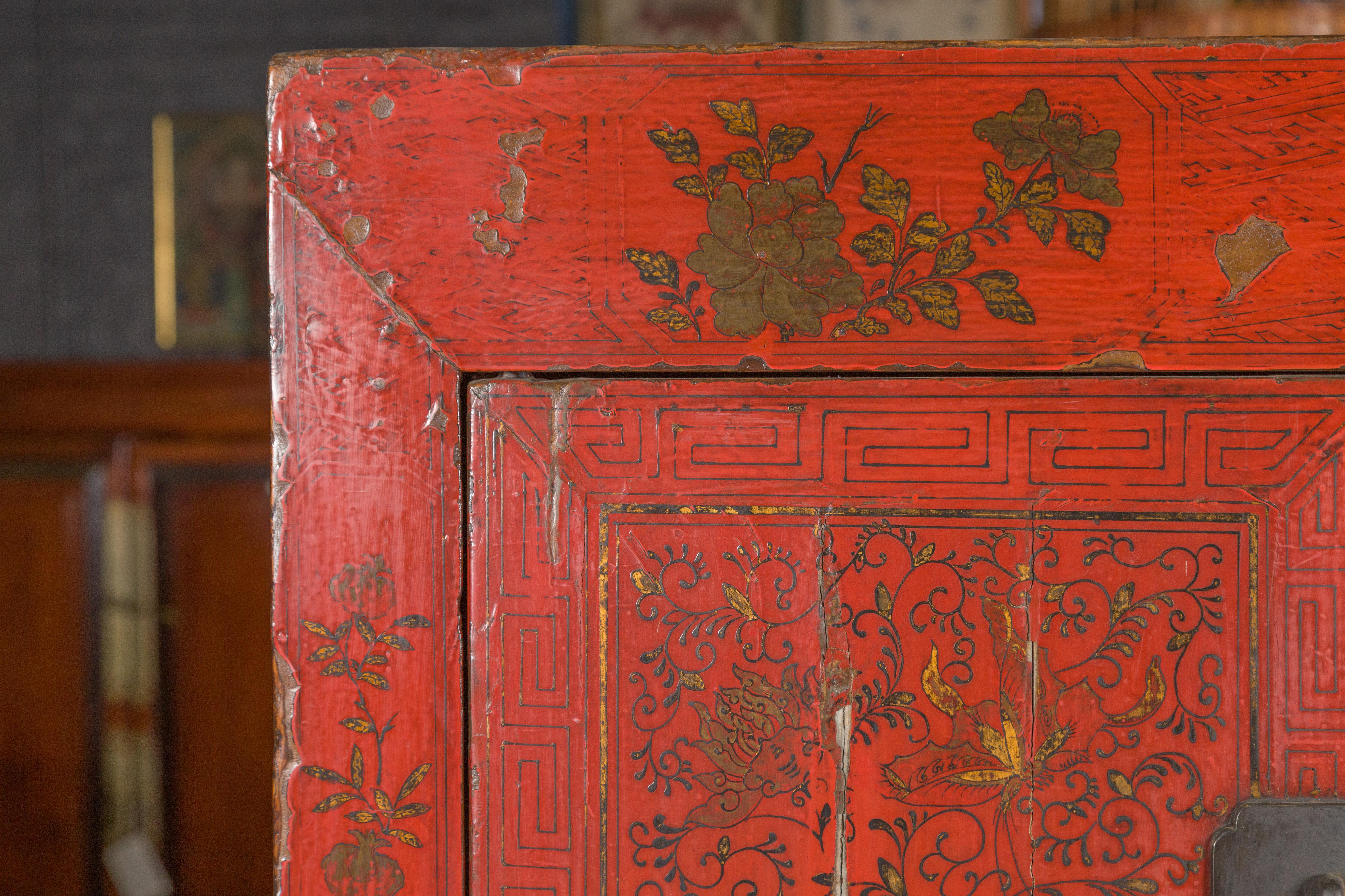 Chinese Qing Dynasty 19th Century Red Lacquered Cabinet with Gold Floral Motifs 4