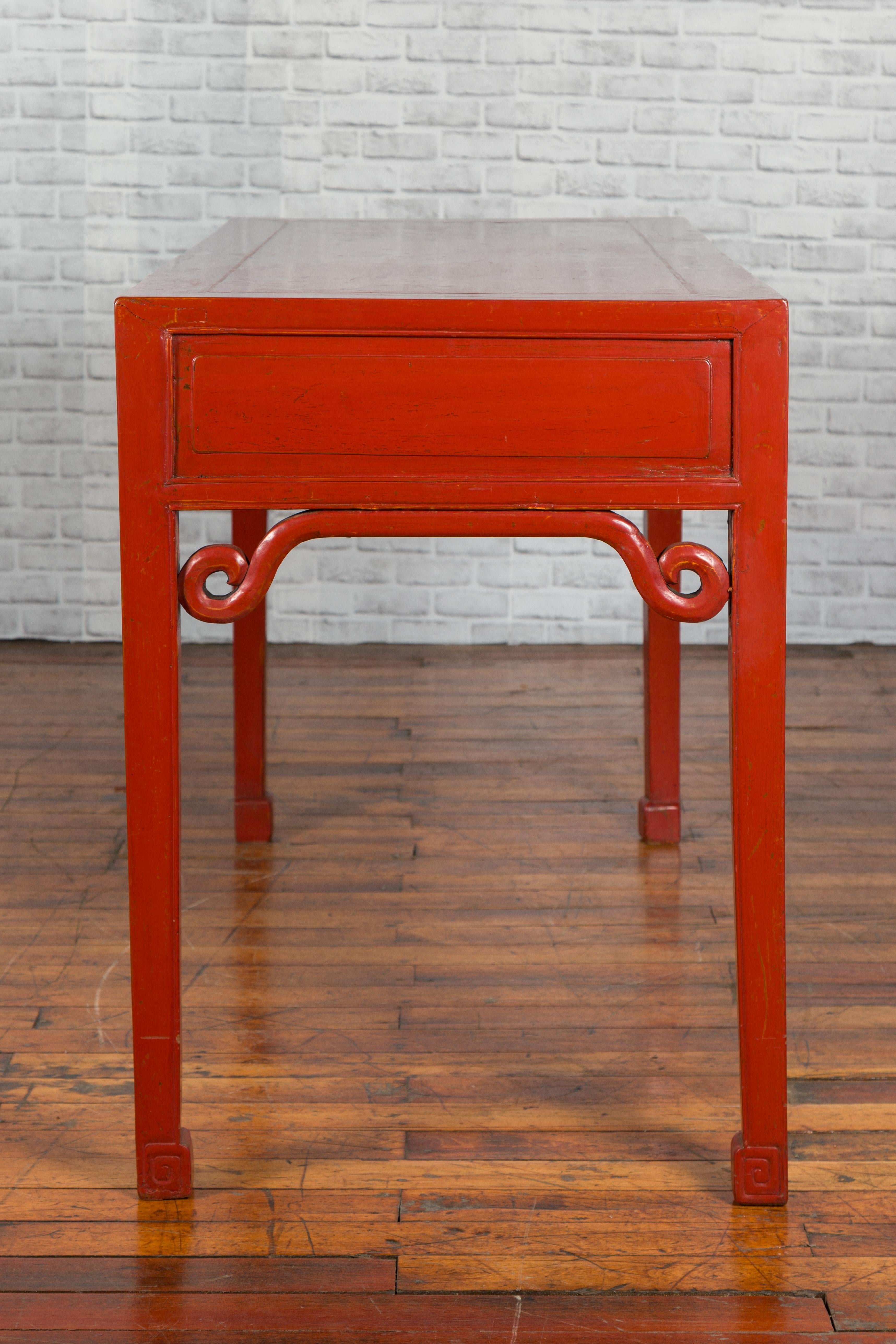 Chinese Qing Dynasty 19th Century Red Lacquered Desk with Floral Carved Drawers 9