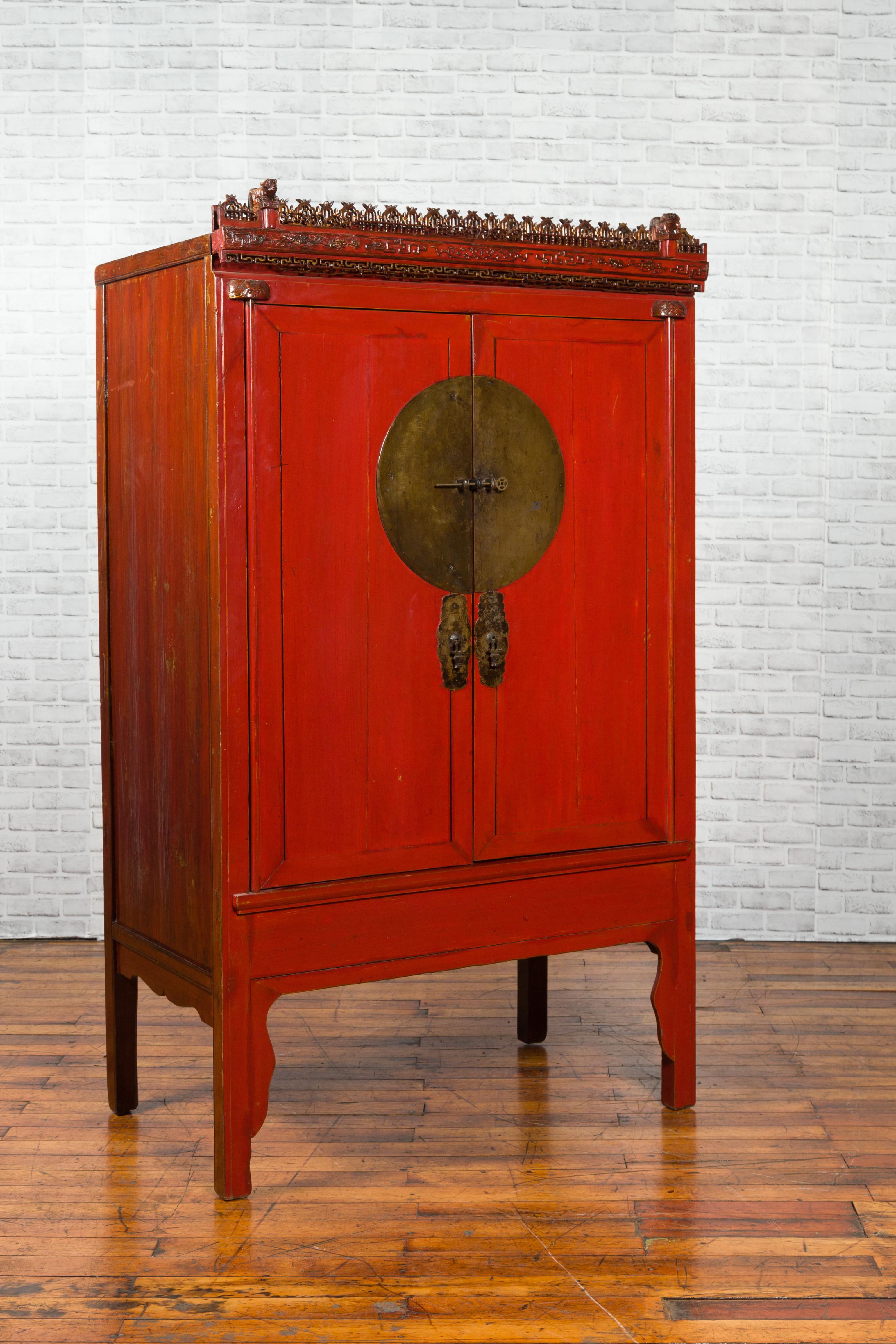 Chinese Qing Dynasty 19th Century Red Lacquered Wedding Cabinet with Carving 4