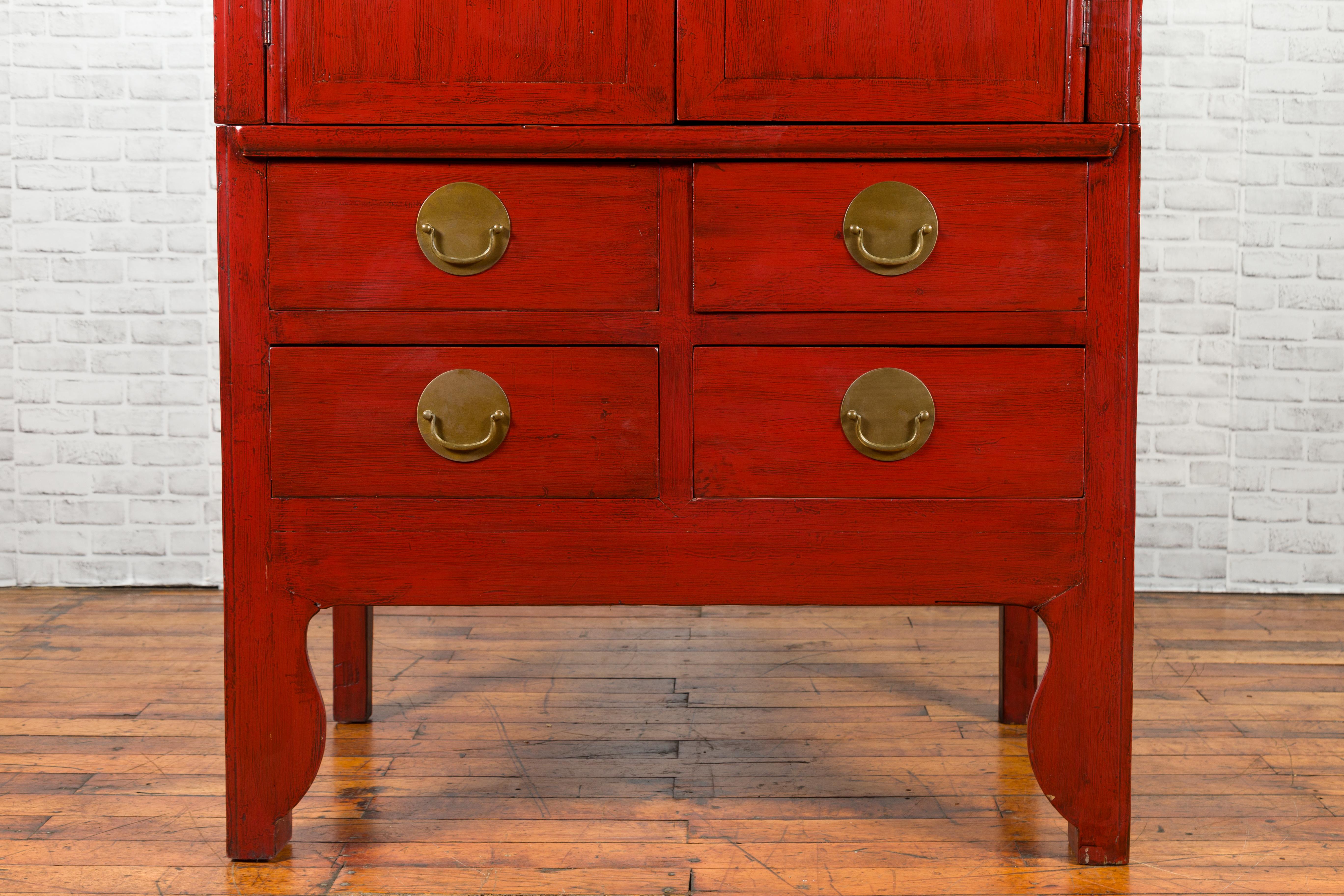 Chinese Qing Dynasty 19th Century Red Lacquered Wedding Cabinet with Medallion 1