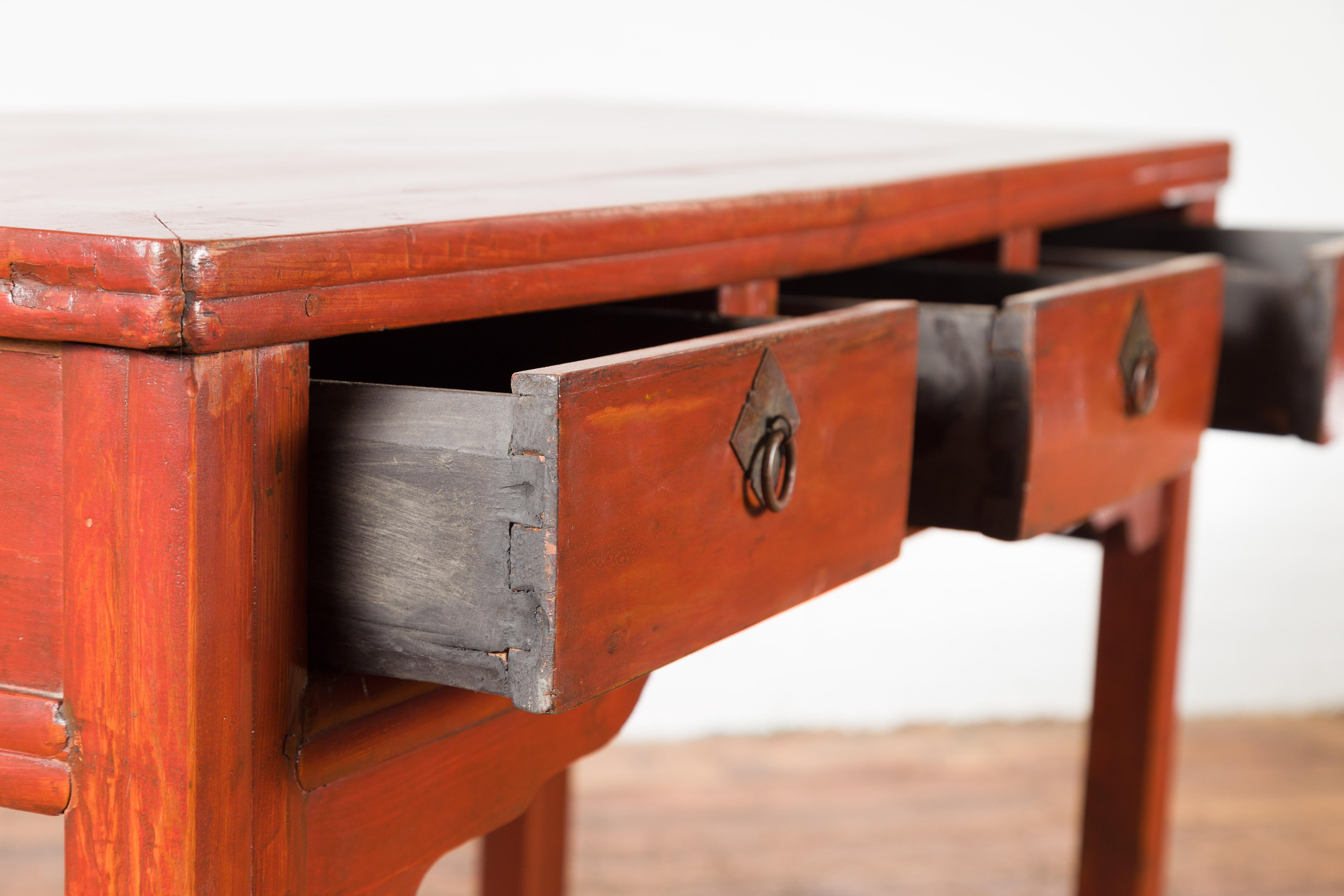 Chinese Qing Dynasty 19th Century Red Orange Lacquered Table with Three Drawers For Sale 11