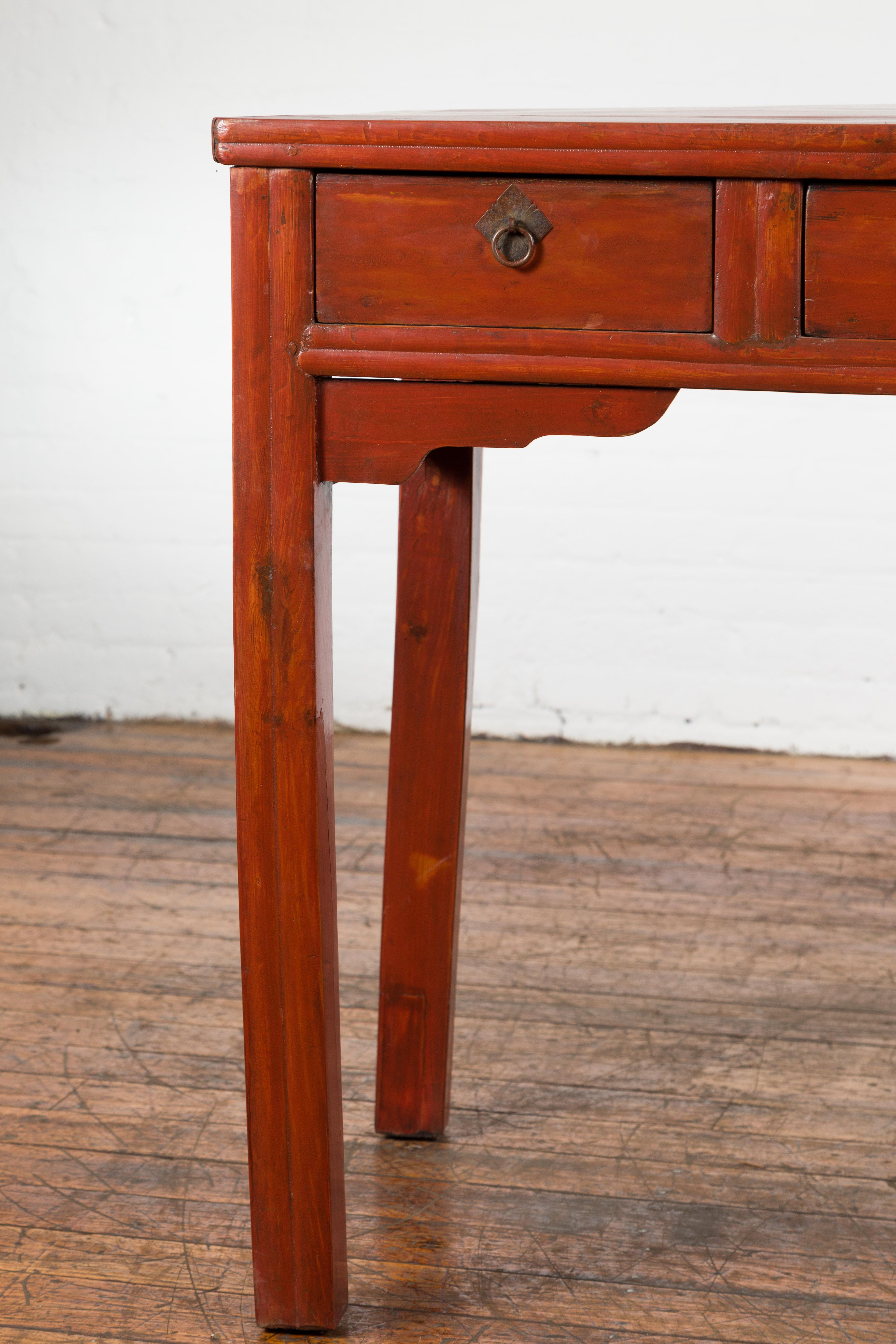 Chinese Qing Dynasty 19th Century Red Orange Lacquered Table with Three Drawers For Sale 3