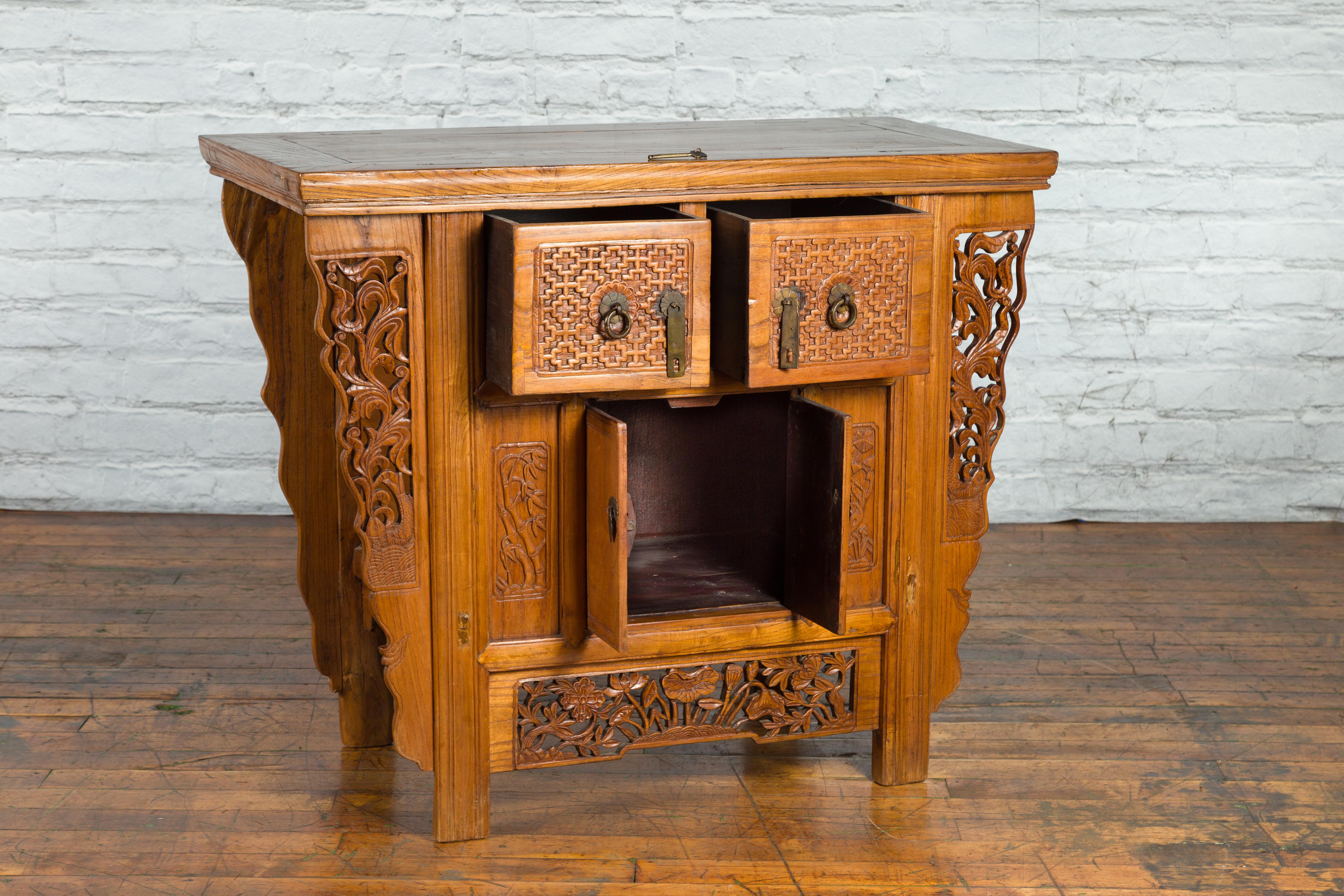 Chinese Qing Dynasty 19th Century Side Cabinet with Carved Foliage Motifs 3