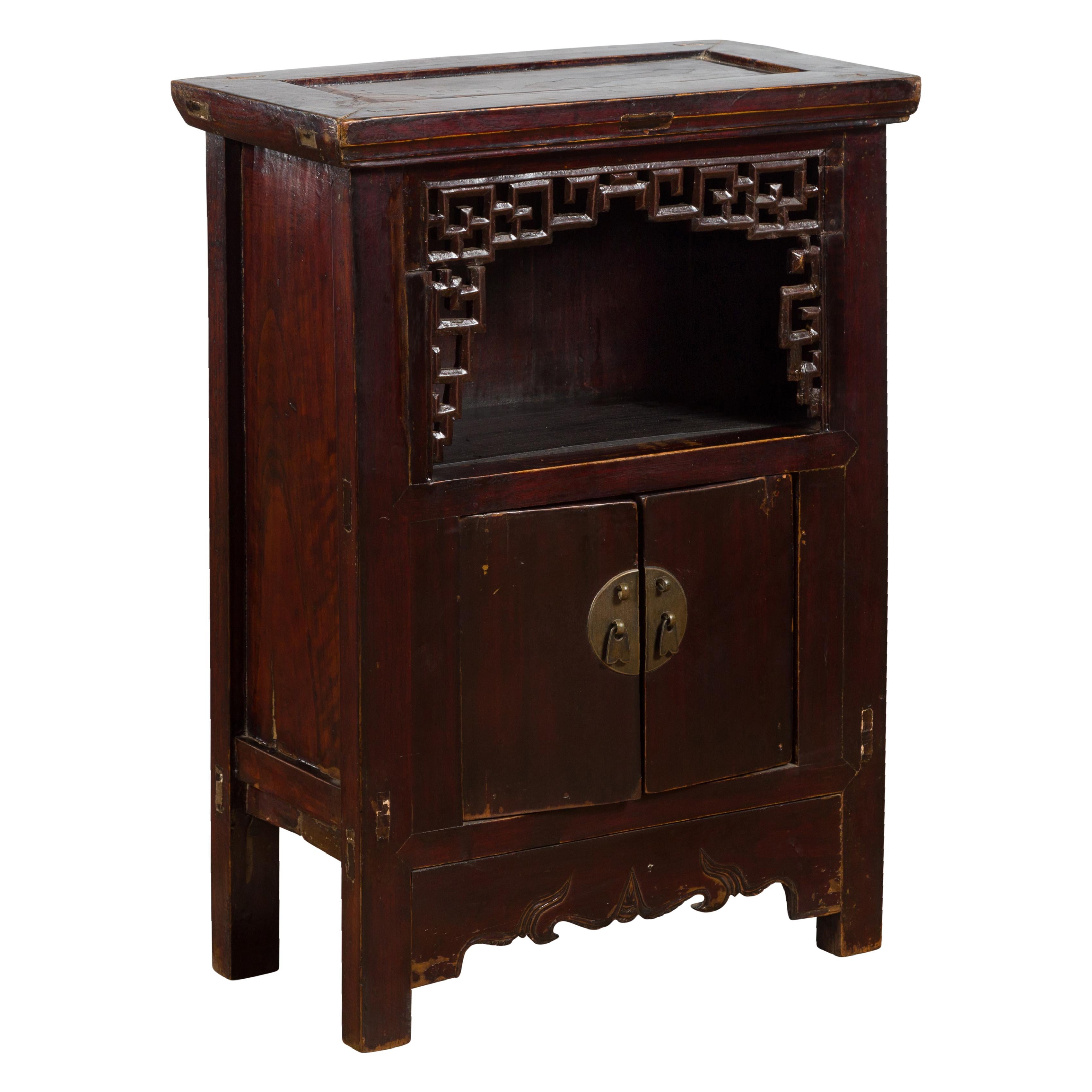 Chinese Qing Dynasty 19th Century Side Cabinet with Fretwork Shelf and Doors For Sale 9
