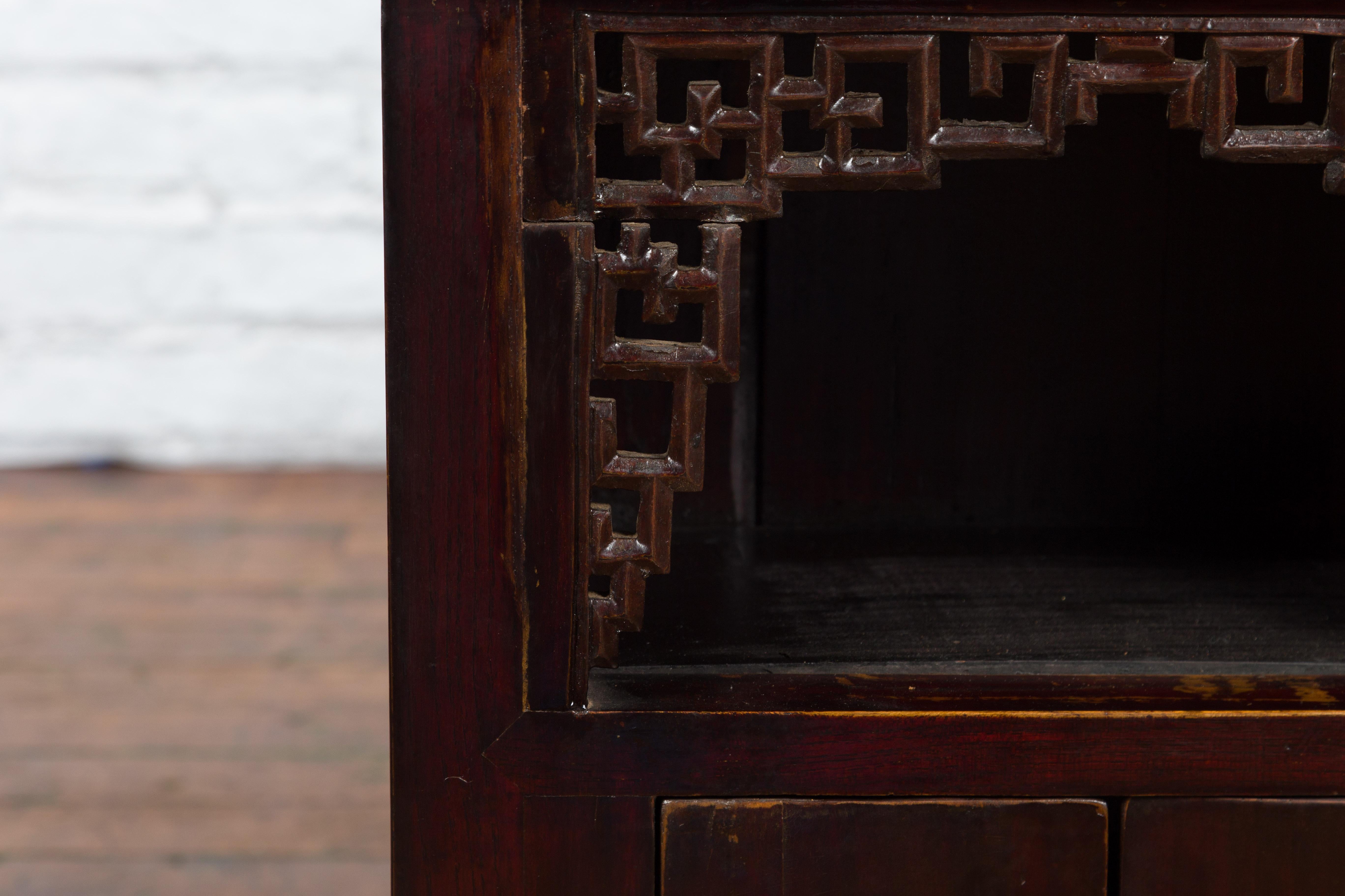 Chinese Qing Dynasty 19th Century Side Cabinet with Fretwork Shelf and Doors For Sale 14