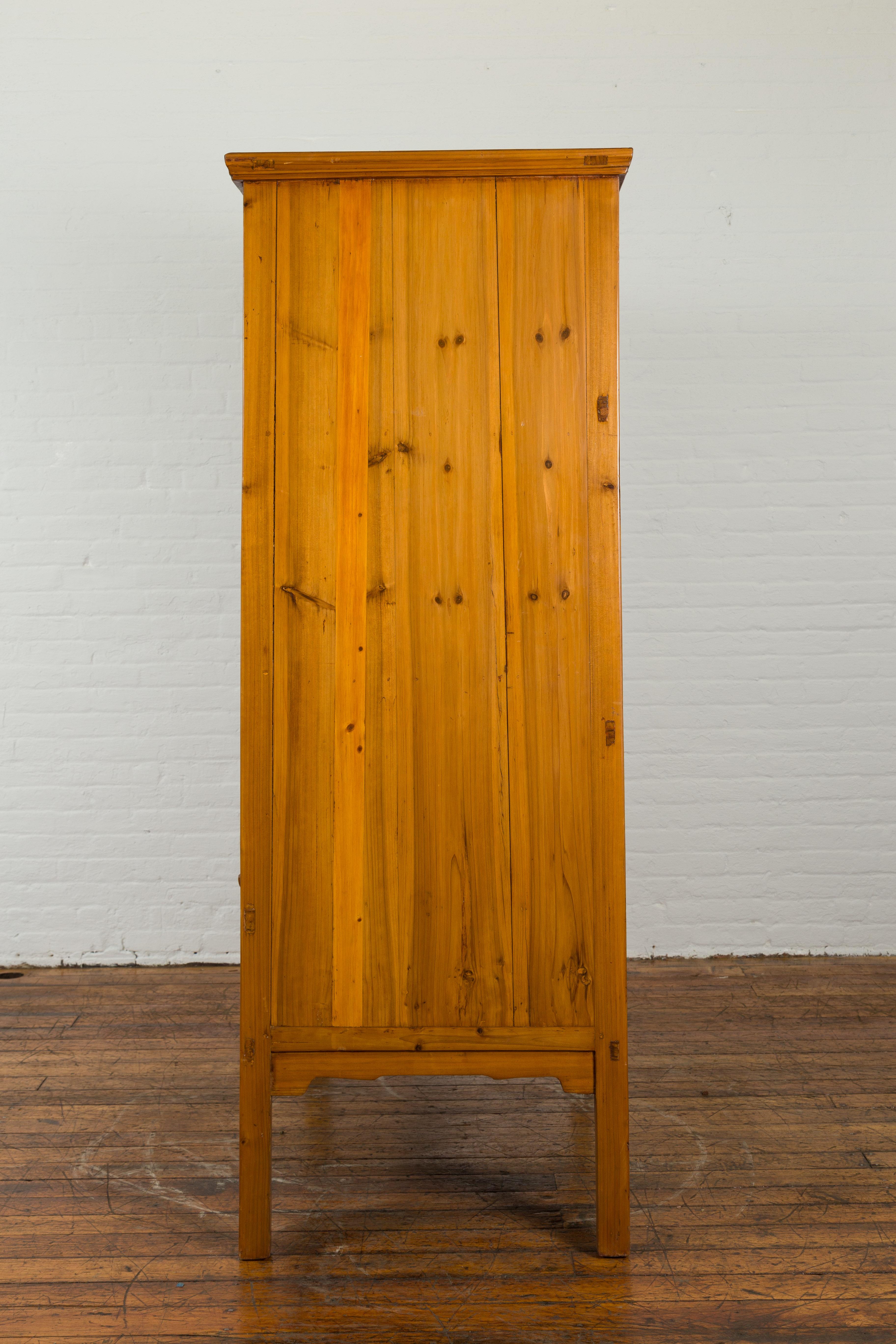 Chinese Qing Dynasty 19th Century Tapered Cabinet with Round Medallion Hardware For Sale 9