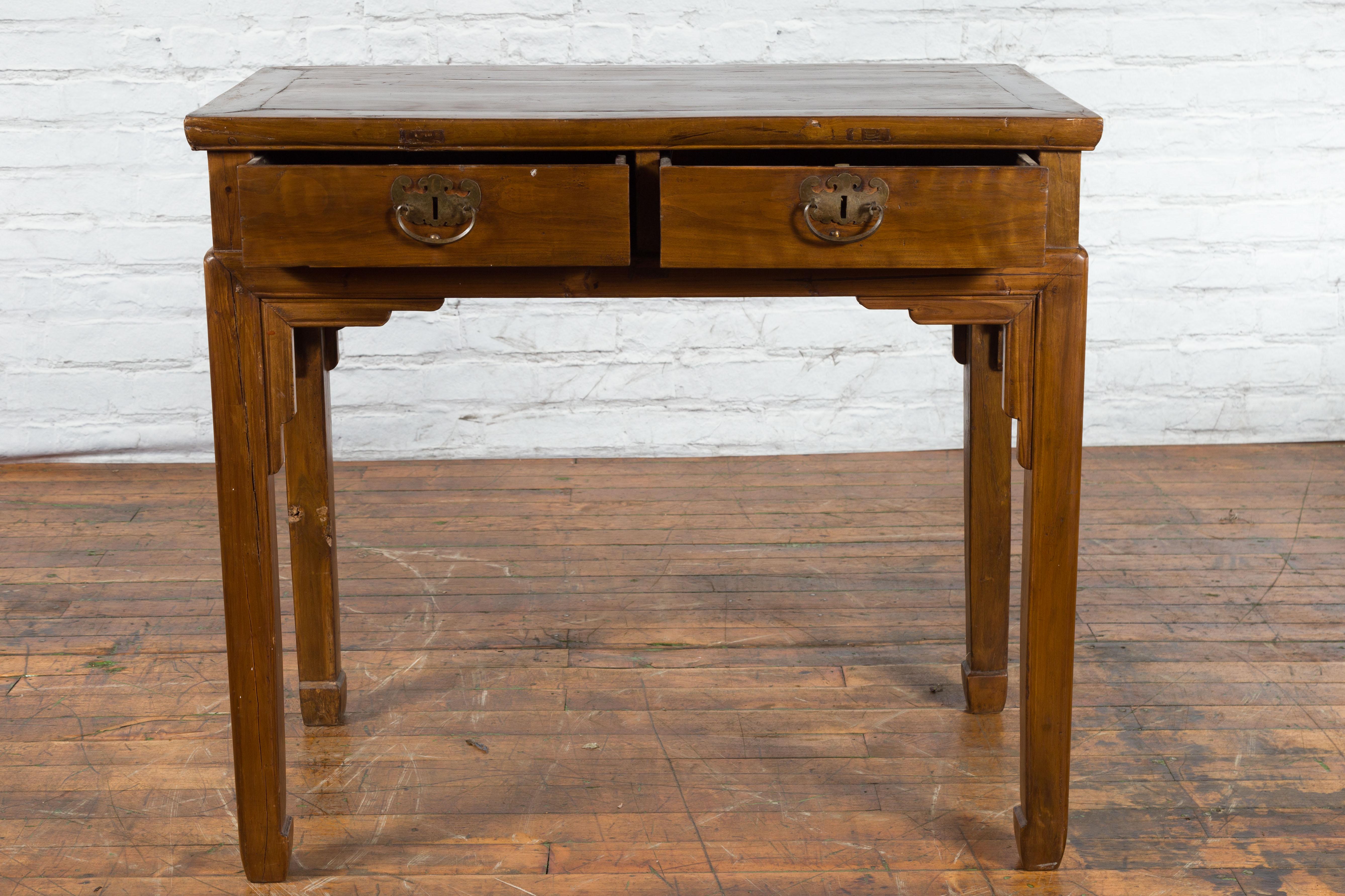 Chinese Qing Dynasty 19th Century Two-Drawer Desk with Bronze Butterfly Hardware For Sale 6