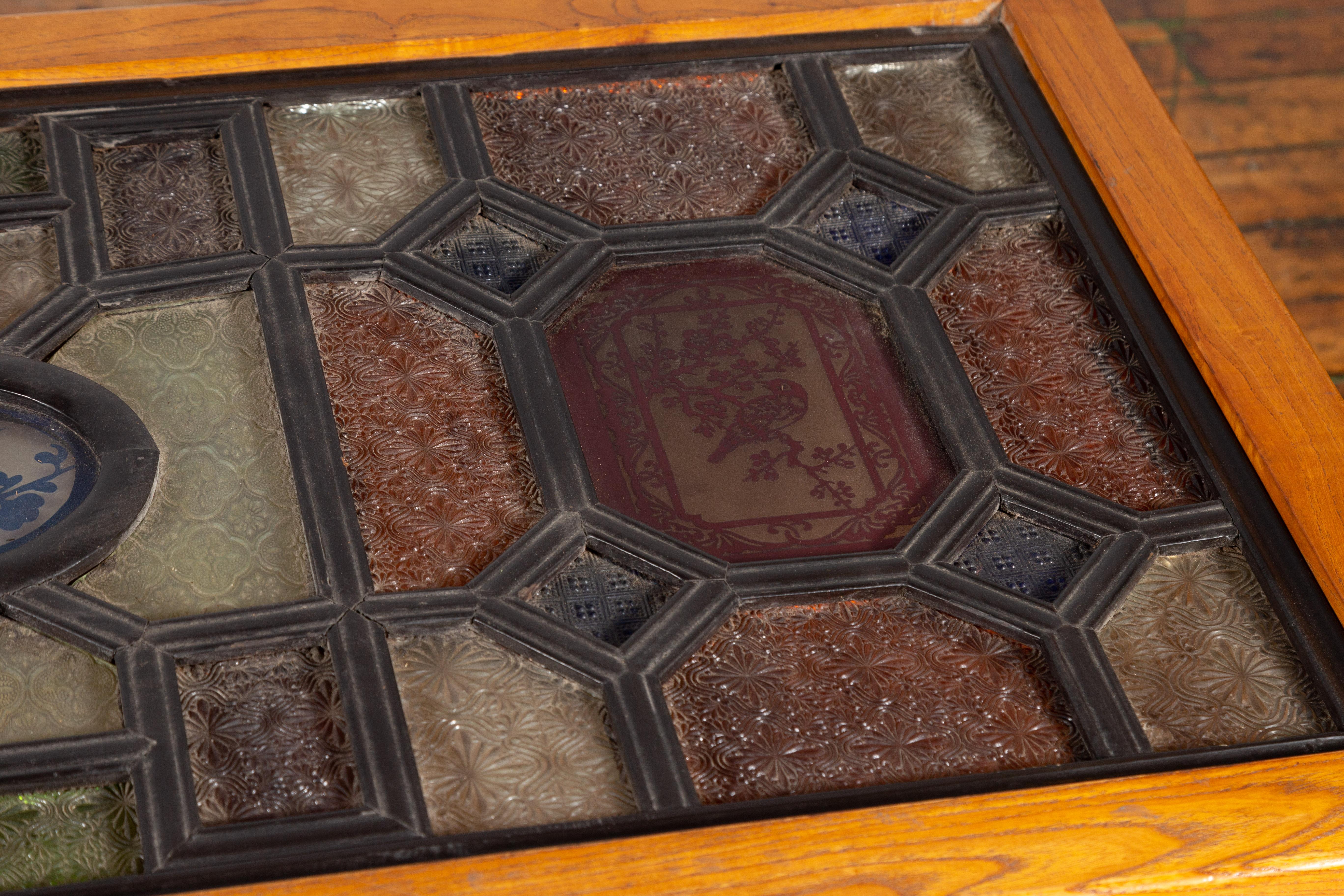 Chinese Qing Dynasty 19th Century Wooden Coffee Table with Stained Glass Top For Sale 6
