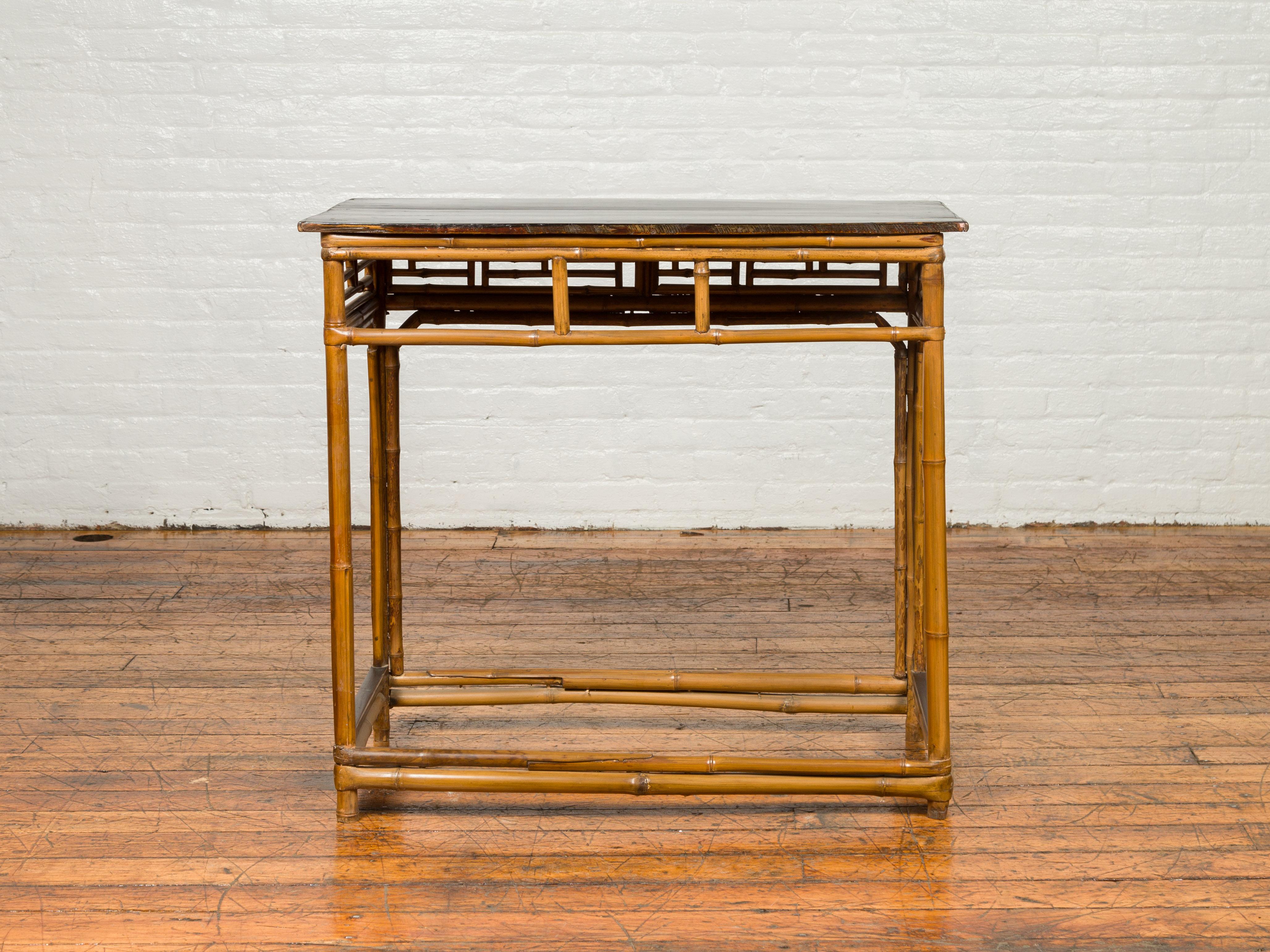 Chinese Qing Dynasty Bamboo Altar Console Table with Geometric Patterns 5