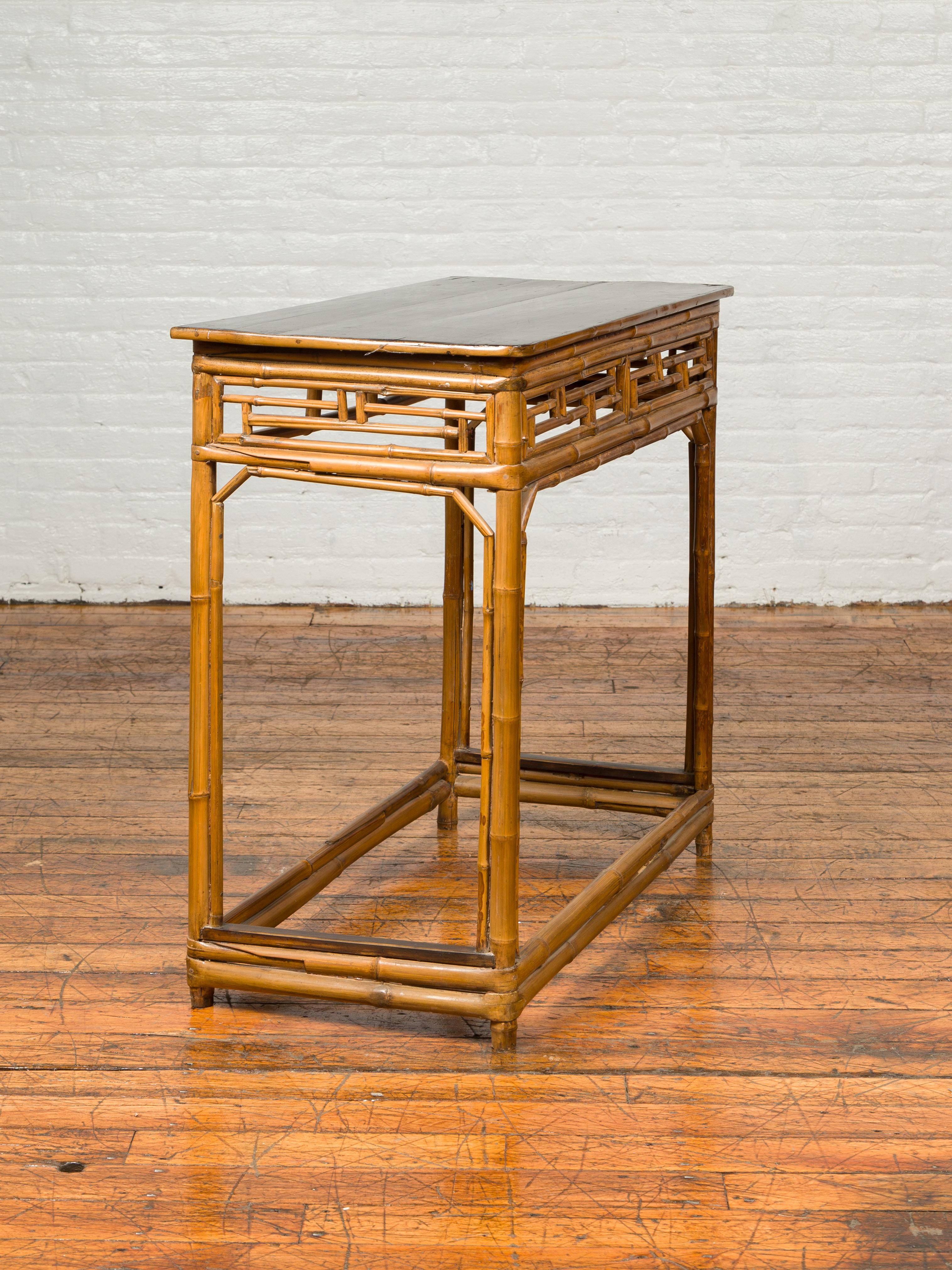 Chinese Qing Dynasty Bamboo Altar Console Table with Geometric Patterns 3