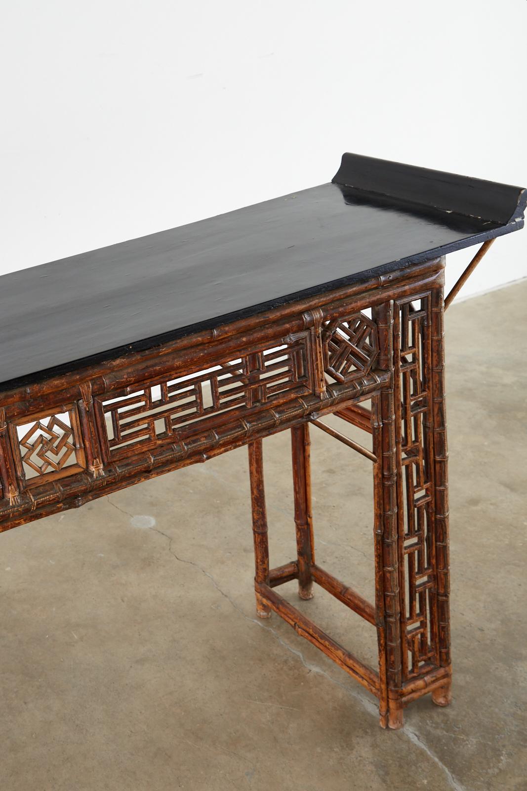 Chinese Qing Dynasty Bamboo Altar Table Console 1