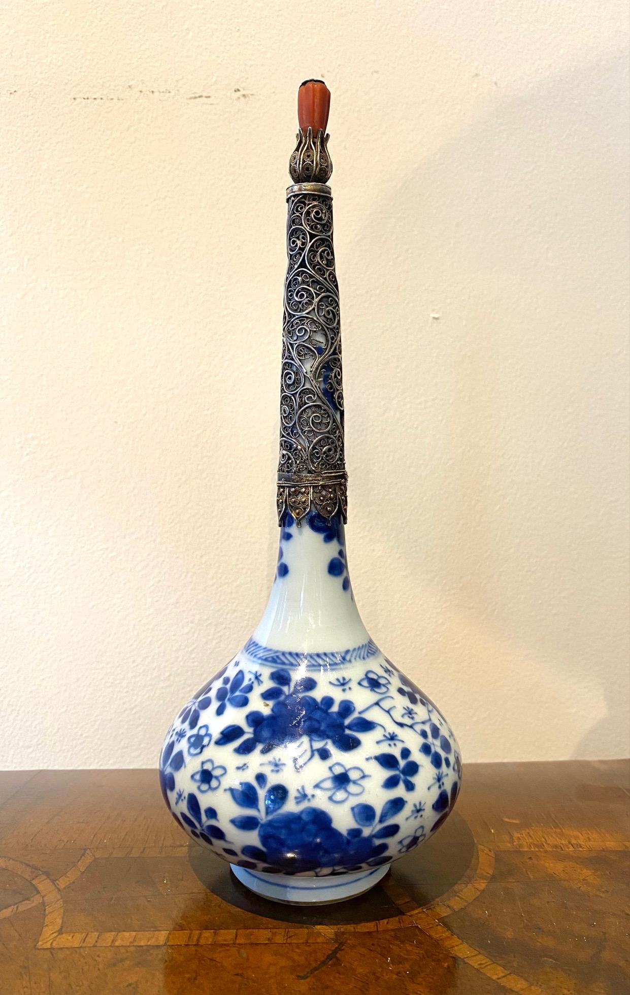 A Chinese Qing Dynasty blue and white blue porcelain 