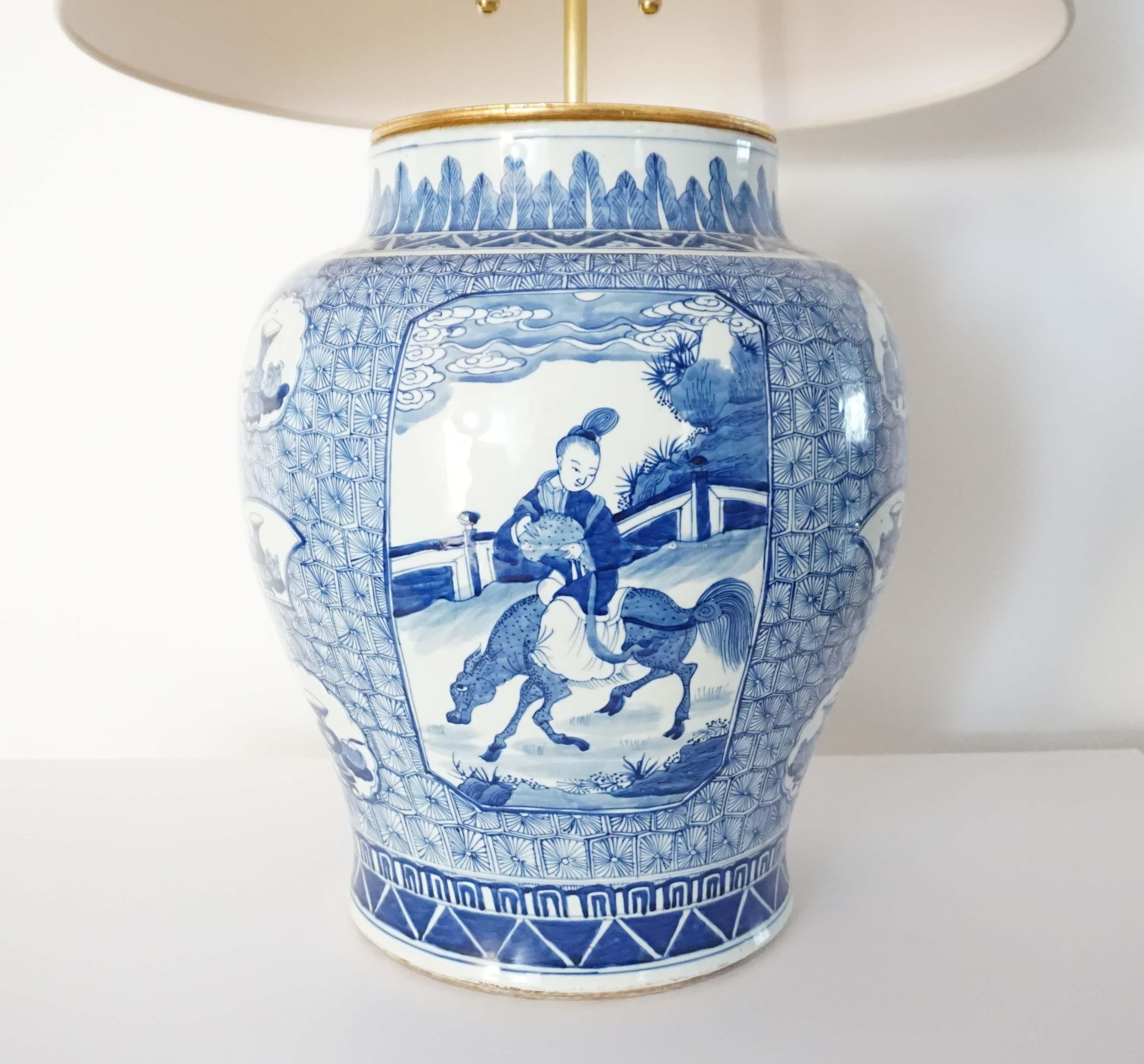 19th Century Chinese Qing Dynasty Blue and White Jar Vase Table Lamp