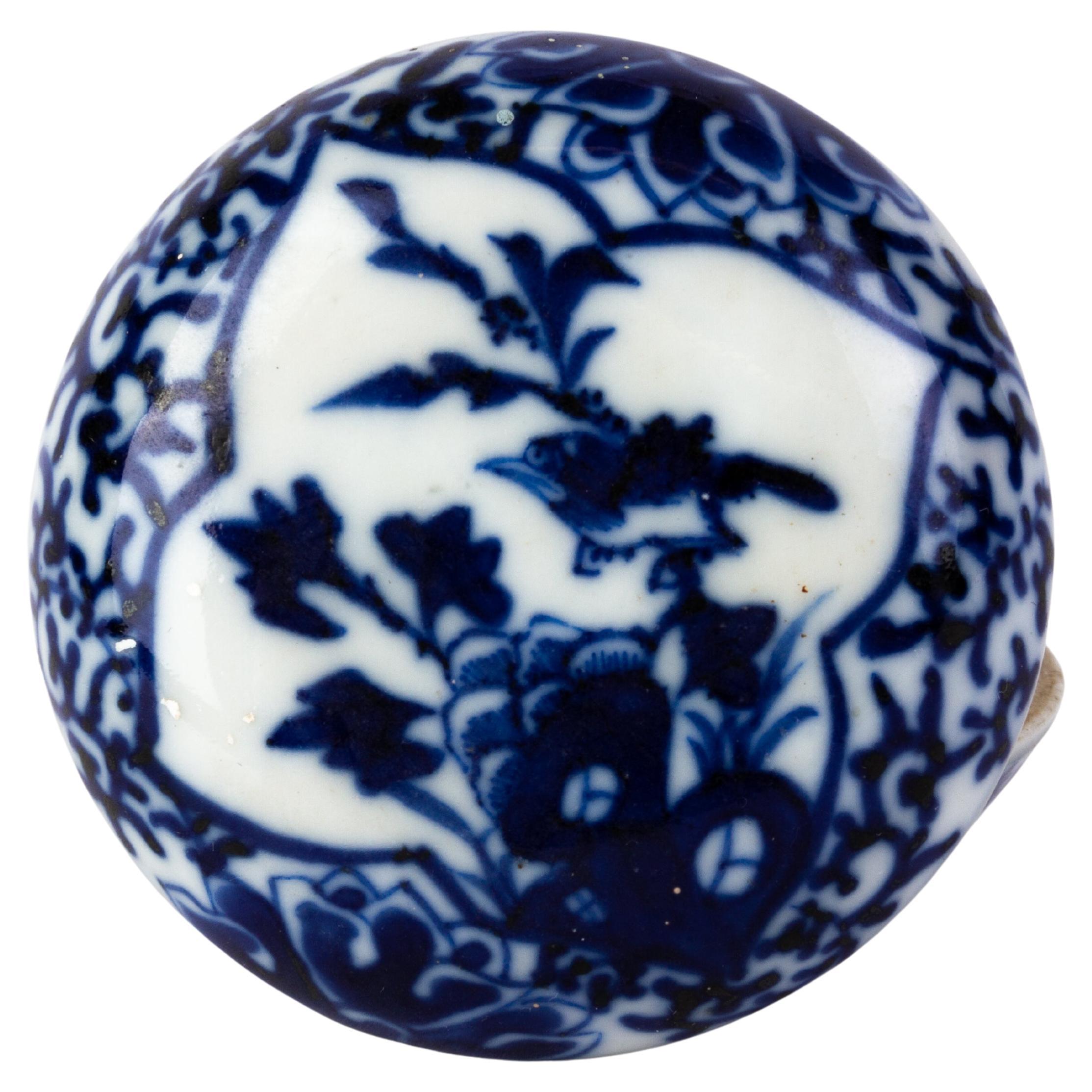 Chinese Qing Dynasty Blue and White Porcelain Immortal Box with Seal