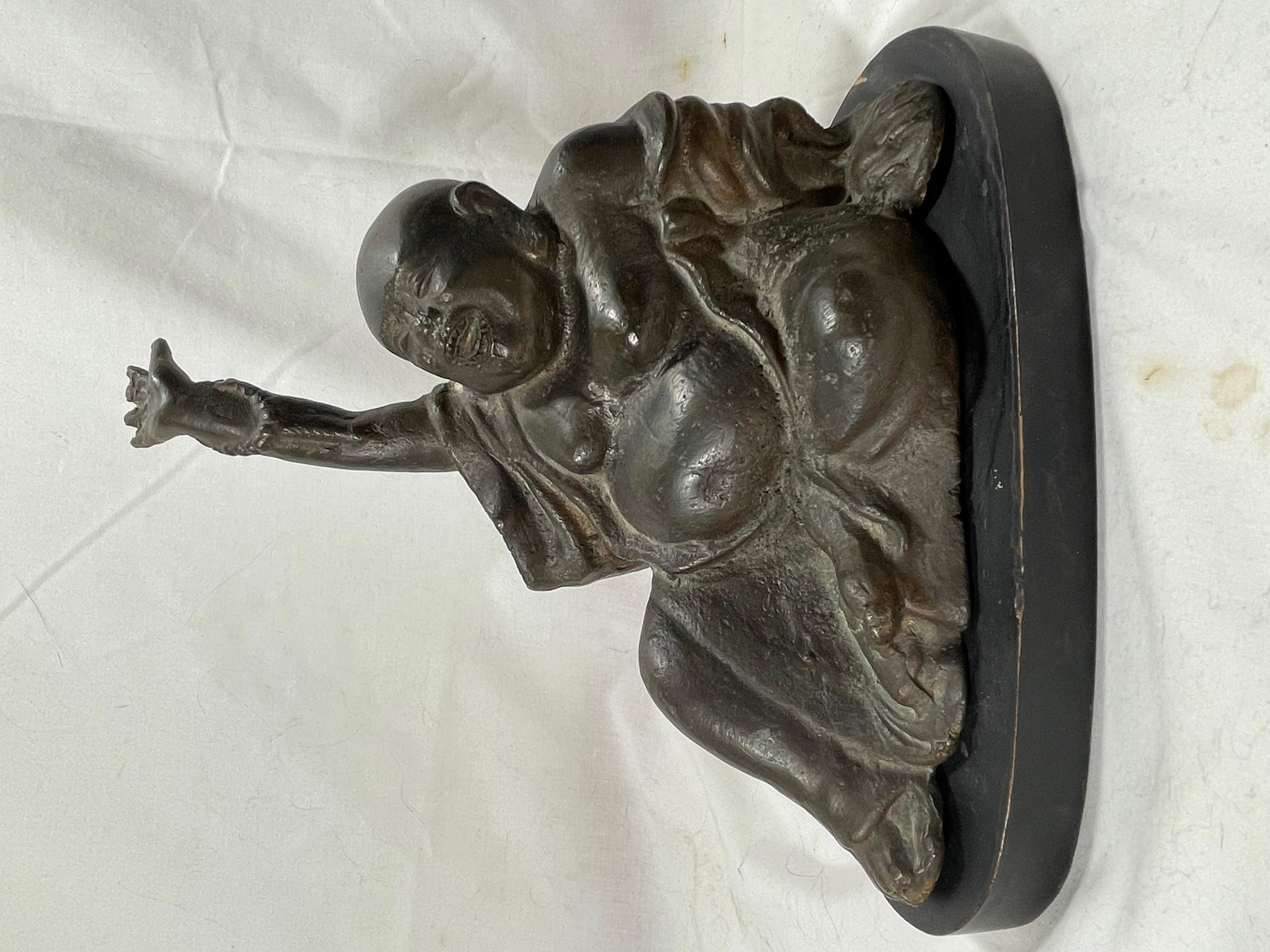 XVIIIe siècle et antérieur Statue en bronze de Bouddha Maitreya assis, dynastie chinoise Qing en vente