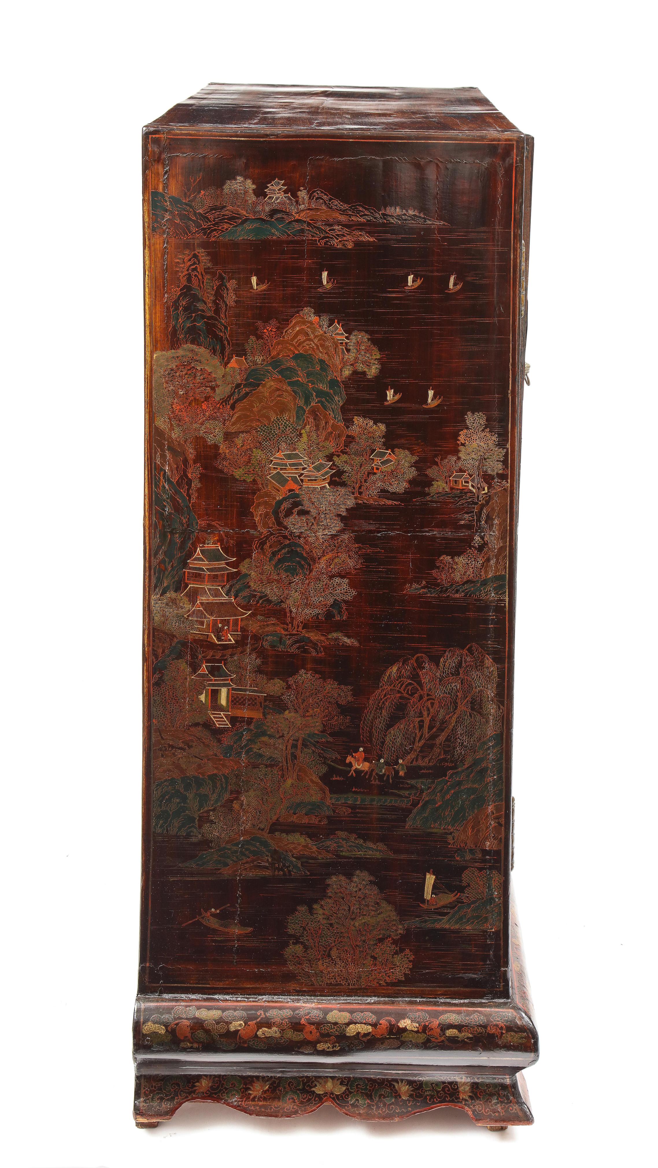 Chinese Qing Dynasty Brown Coromandel Lacquer Cabinet 4