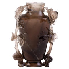 Vase en quartz fumé sculpté de la dynastie chinoise Qing 19e siècle