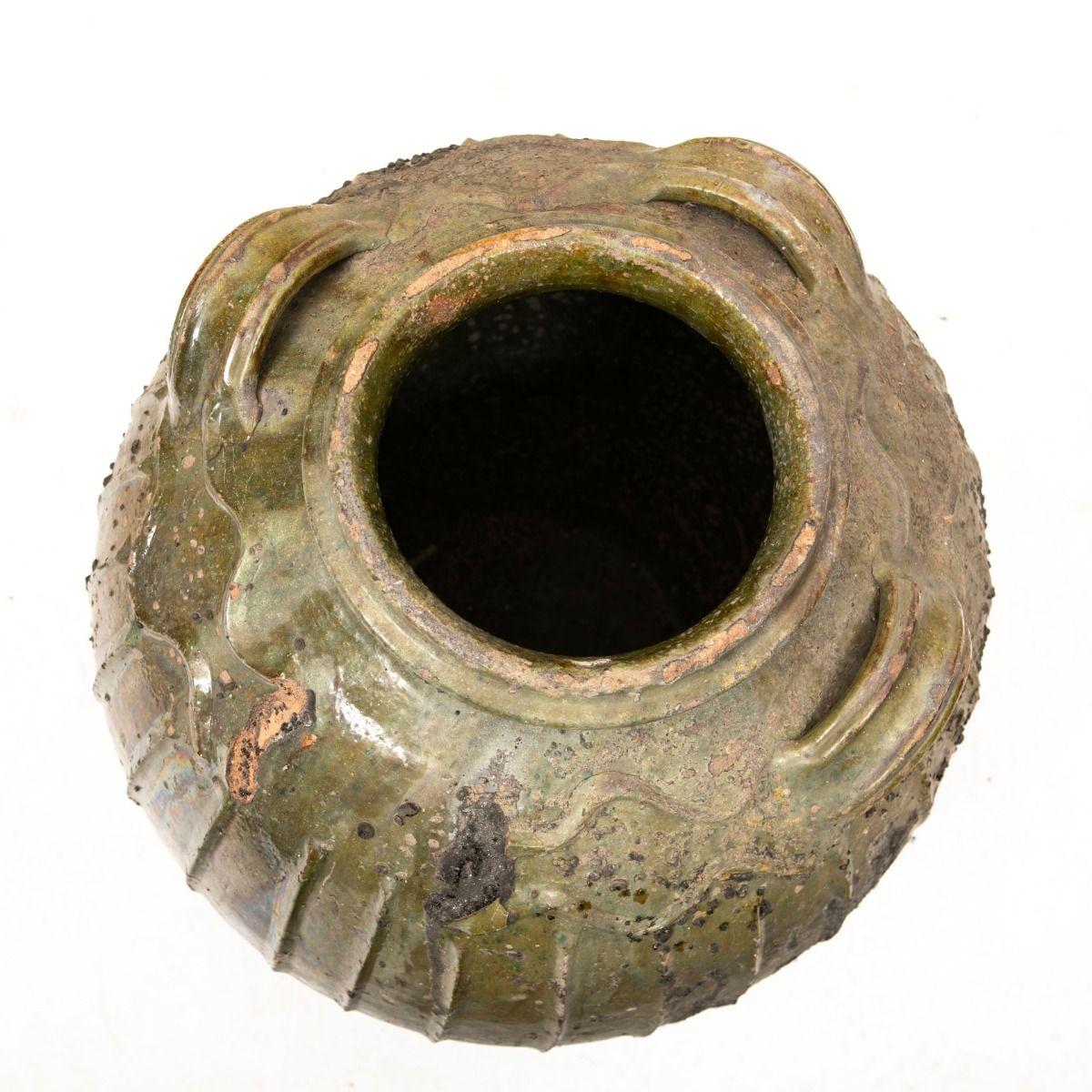 Chinese Qing Dynasty Ceramic Wine or Oil Jar with Greenish Glaze For Sale 1
