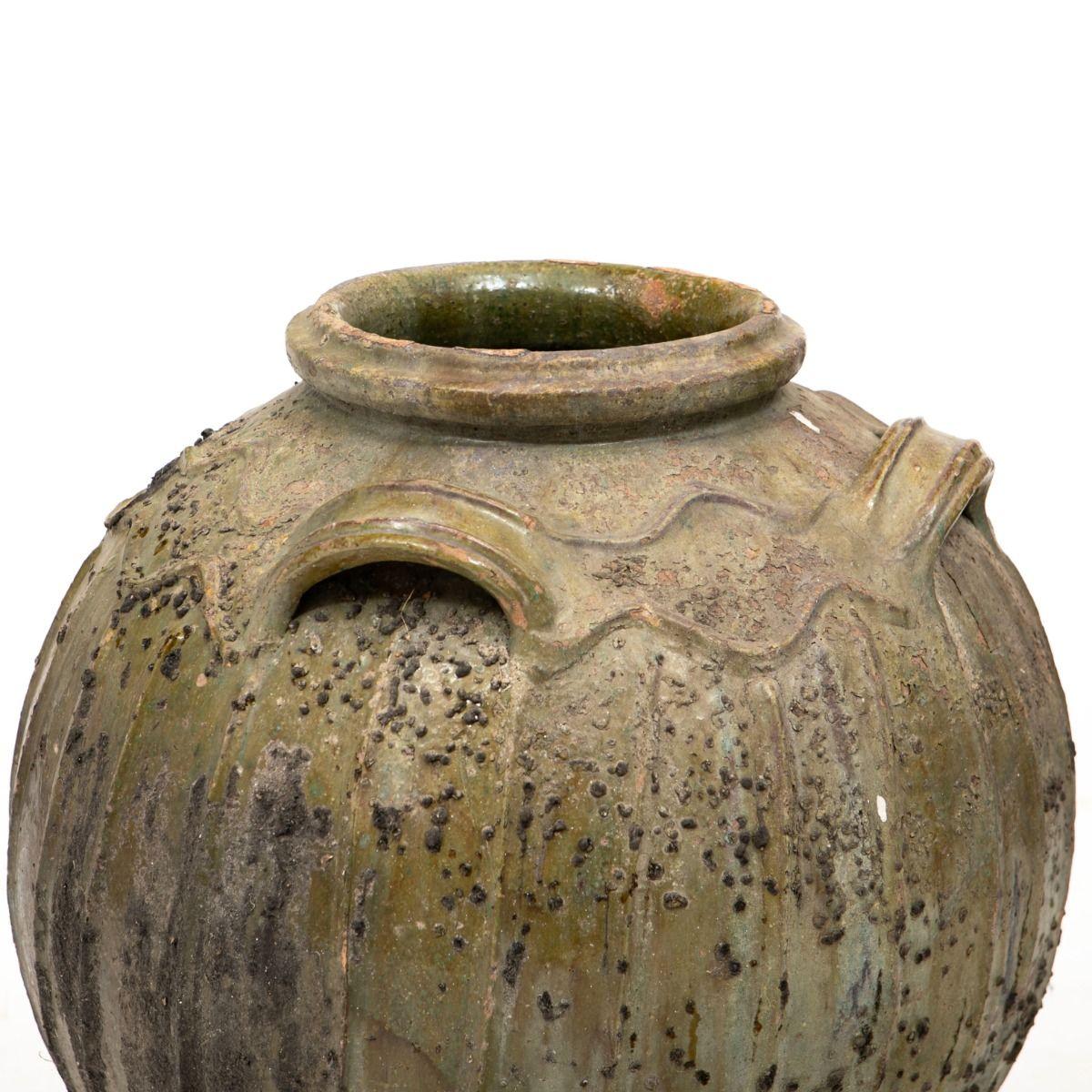 Chinese Qing Dynasty Ceramic Wine or Oil Jar with Greenish Glaze For Sale 3