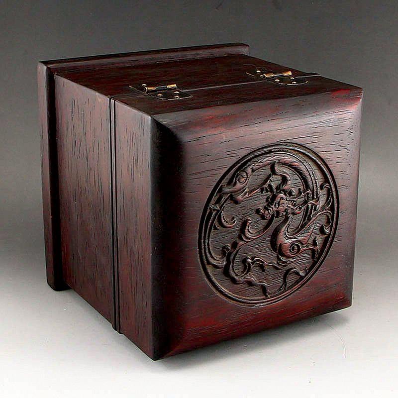 Chinese Qing Dynasty Deep Green Hetian Jade Dragon Seal with Zitan Wood Box For Sale 1