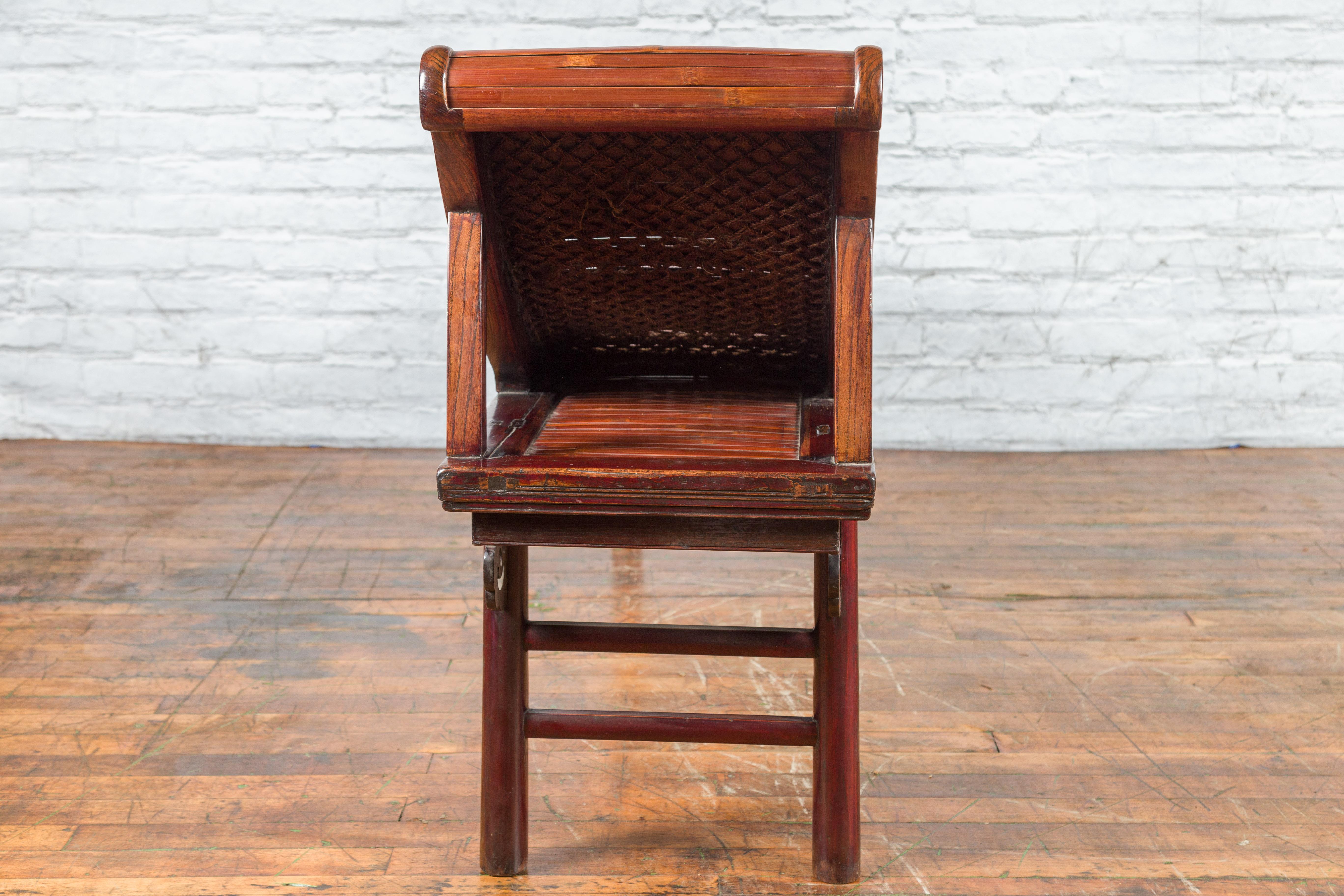 Chinese Qing Dynasty Elm and Bamboo Lounge Chair with Cloud Carved Spandrels For Sale 8