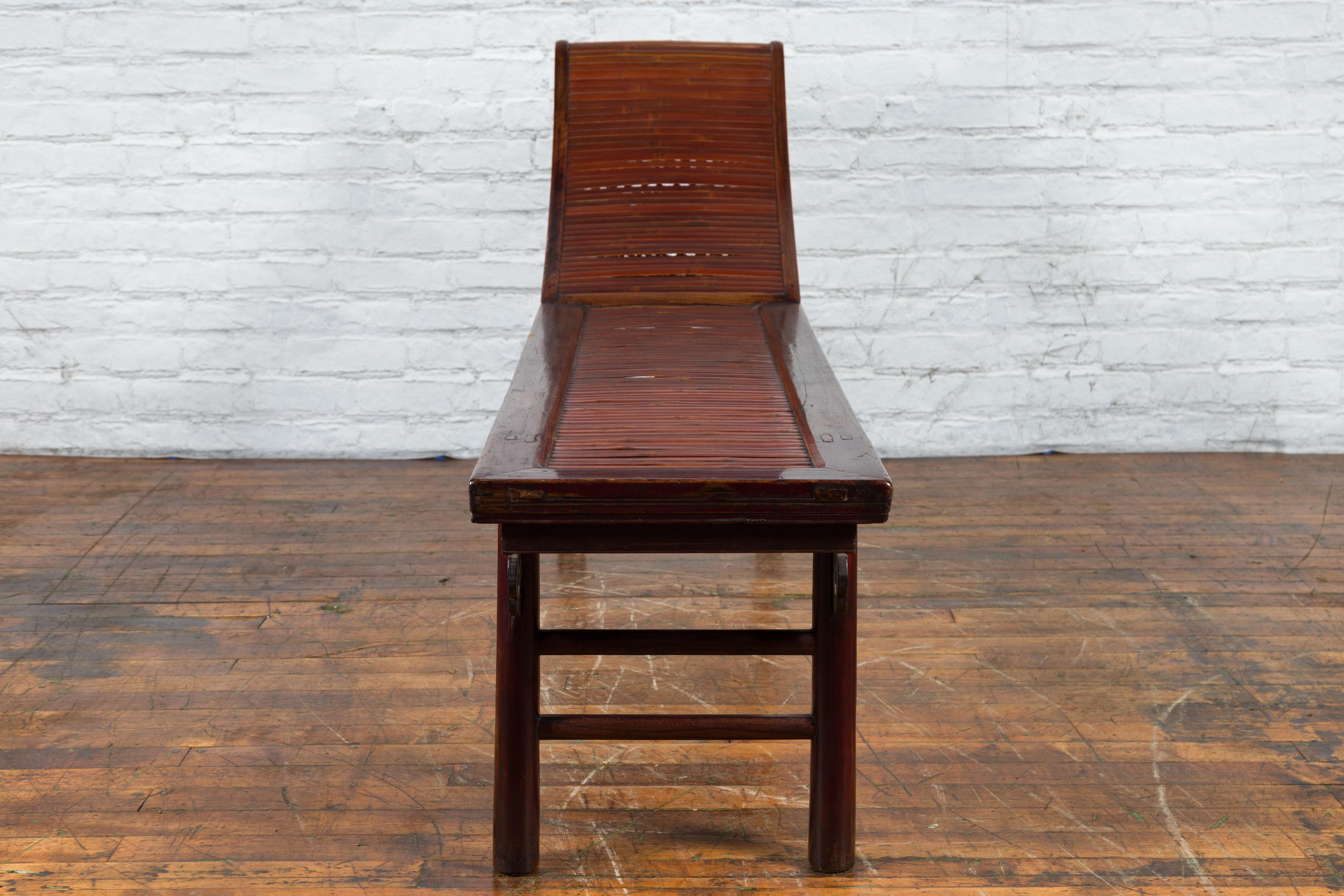 Chinese Qing Dynasty Elm and Bamboo Lounge Chair with Cloud Carved Spandrels For Sale 4