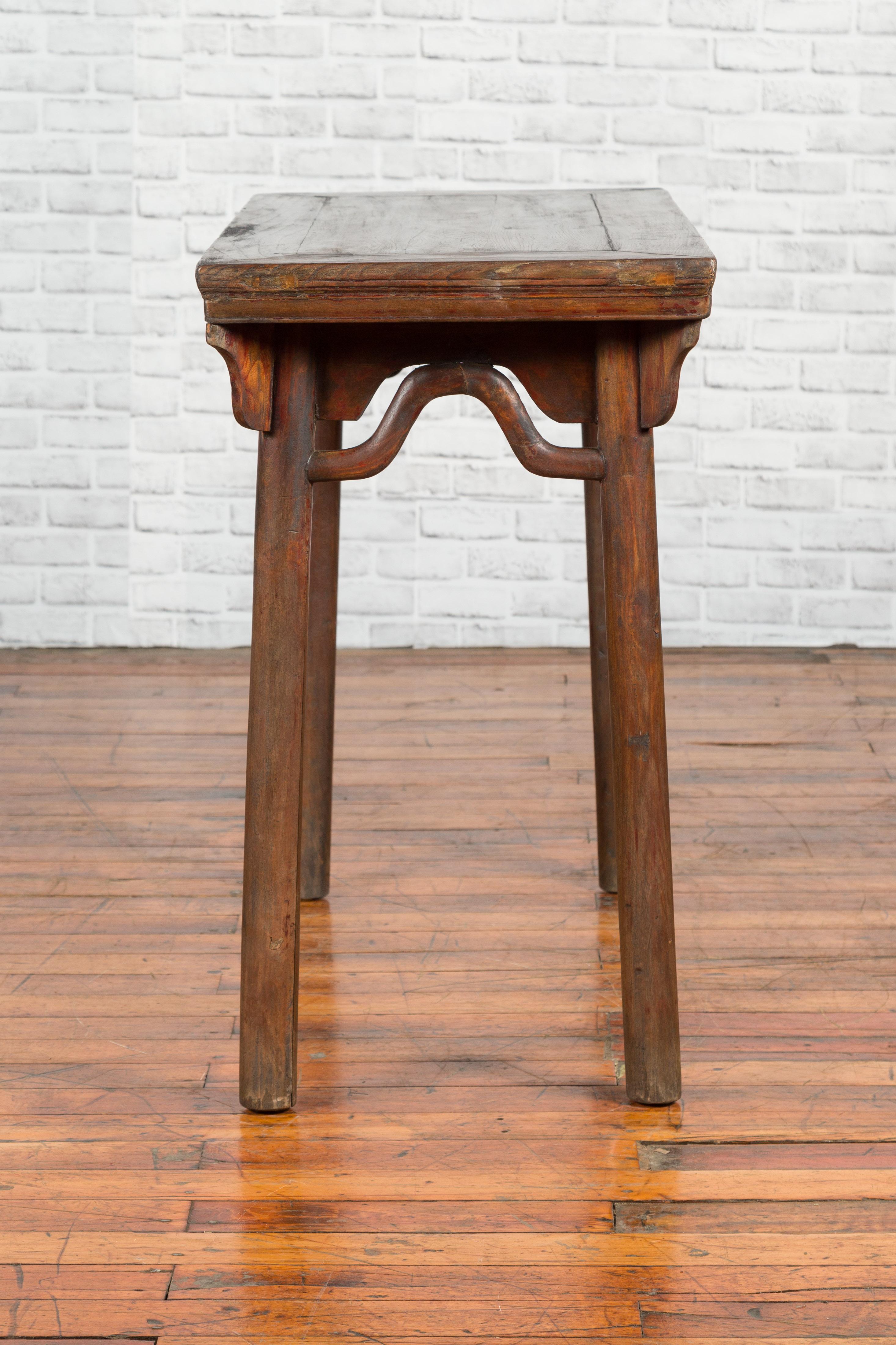 Chinese Qing Dynasty Elm Wine Table with Humpbacked Apron and Carved Spandrels For Sale 6