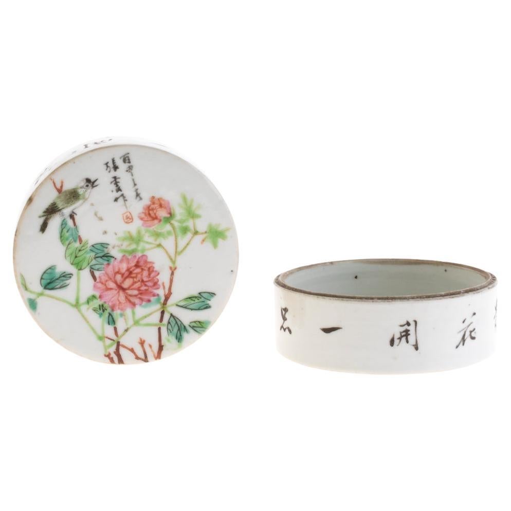 Chinese Qing Dynasty Famille Rose Porcelain Lidded Box 19th Century