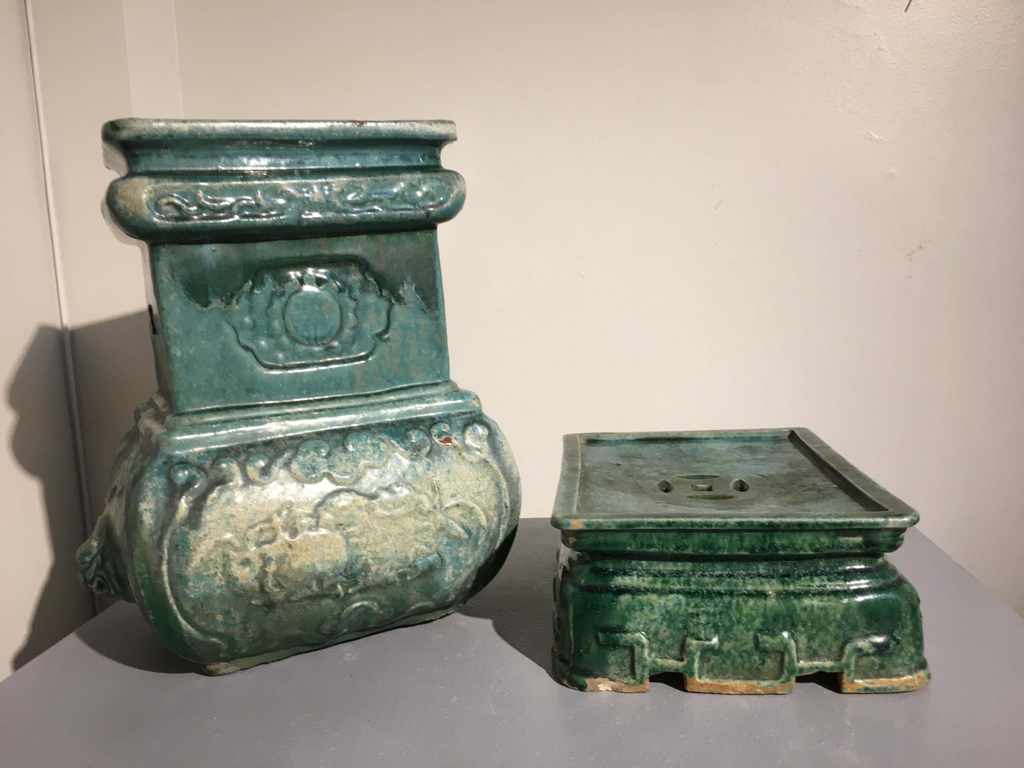 Chinese Qing Dynasty Green Glazed Pottery Incense Burner, Dated 1863 In Fair Condition For Sale In Austin, TX