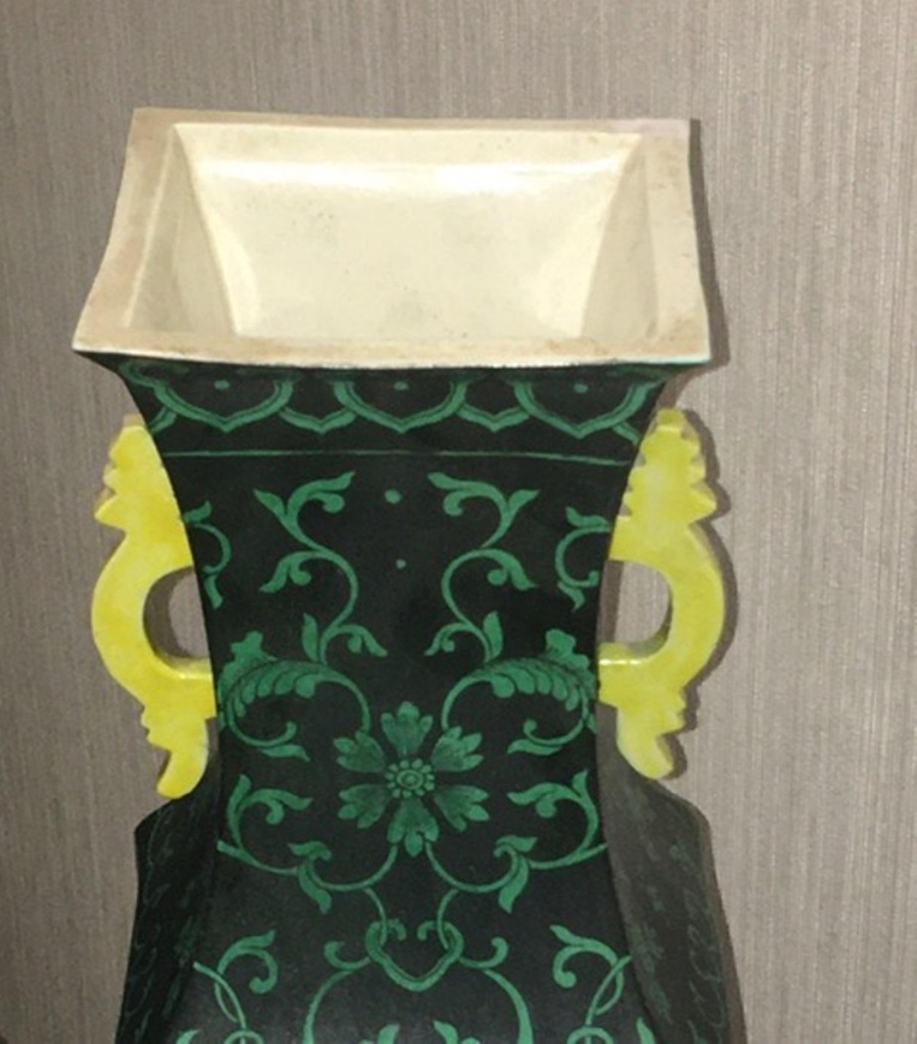 Chinesisch Qing Dynasty Guangxu Porzellan Vase im Angebot 1