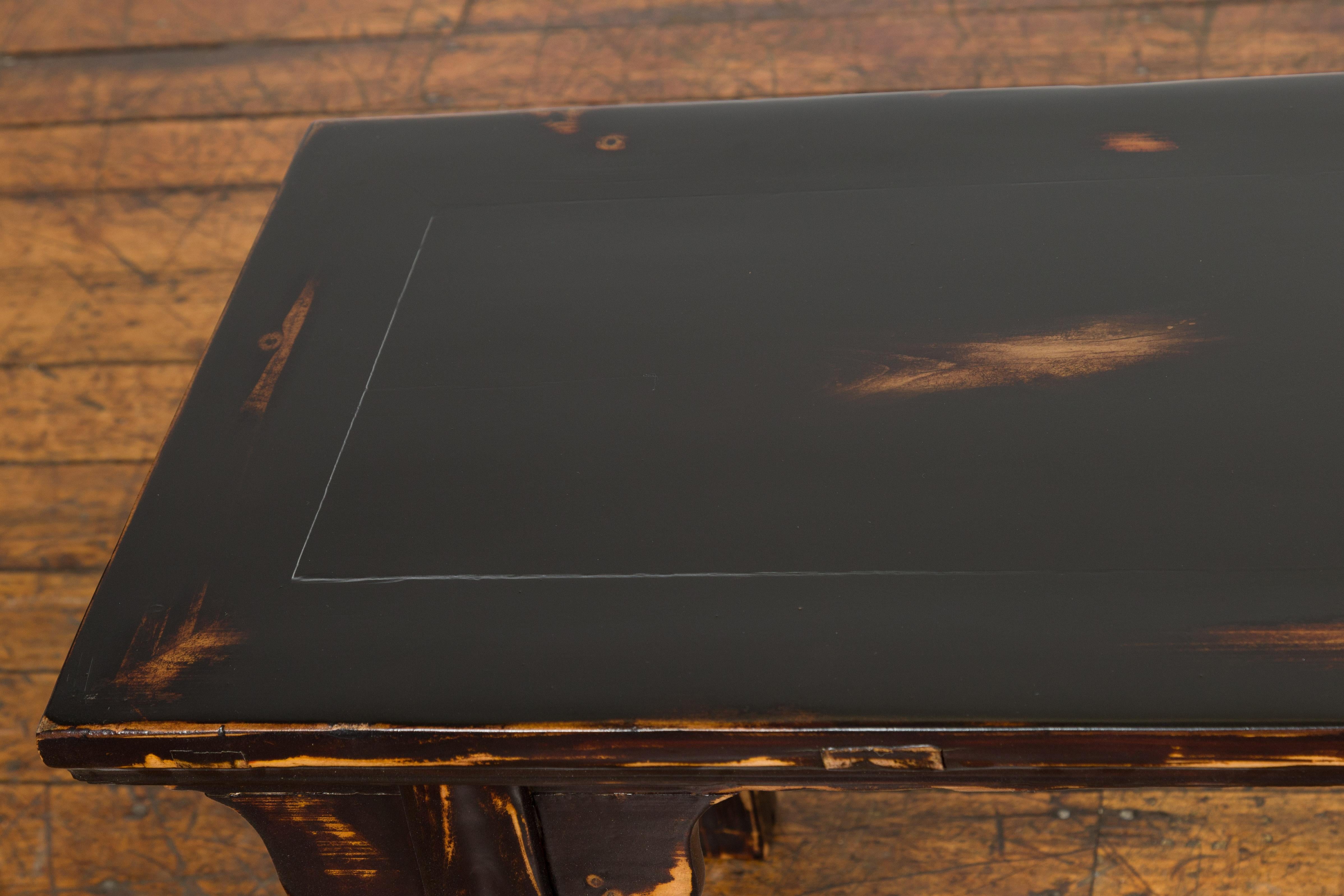 Qing Dynasty Low Table or Bench with Custom Dark Brown Lacquer Finish For Sale 3