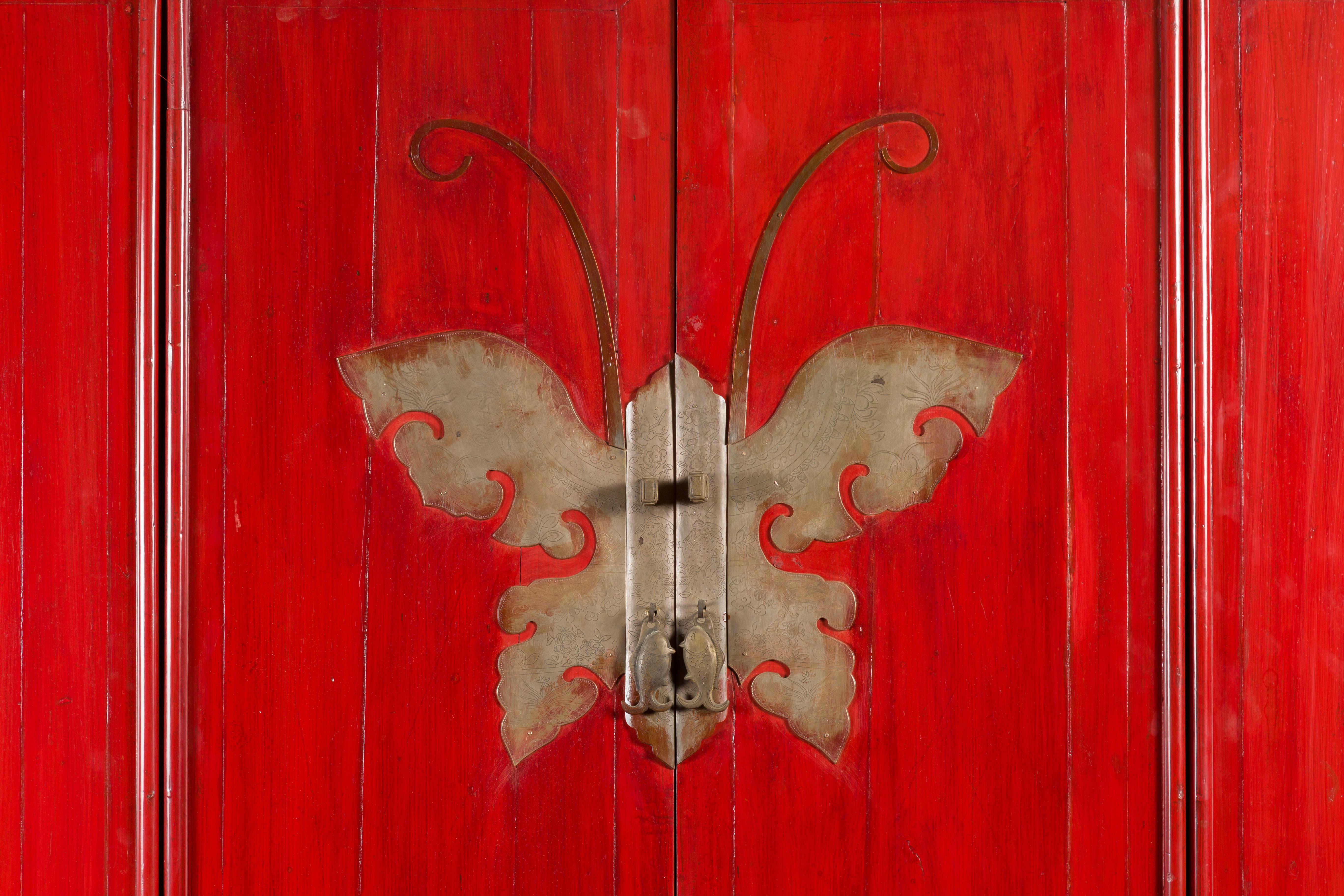 19th Century Chinese Qing Dynasty Ningbo Red Lacquered Cabinet with Butterfly Hardware For Sale