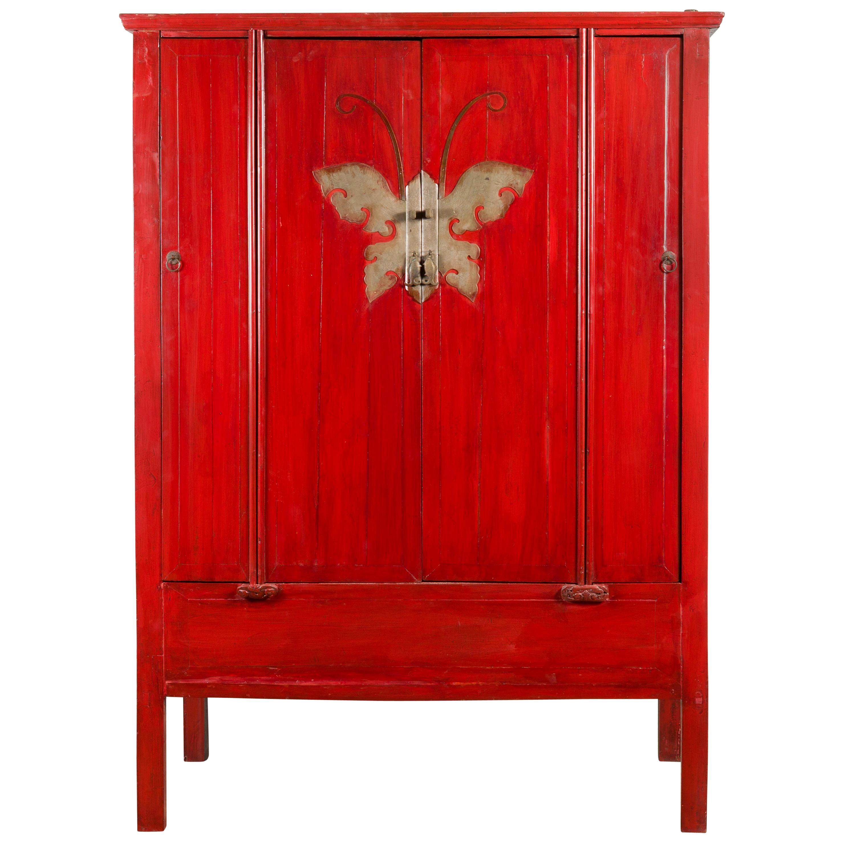 Chinese Qing Dynasty Ningbo Red Lacquered Cabinet with Butterfly Hardware For Sale